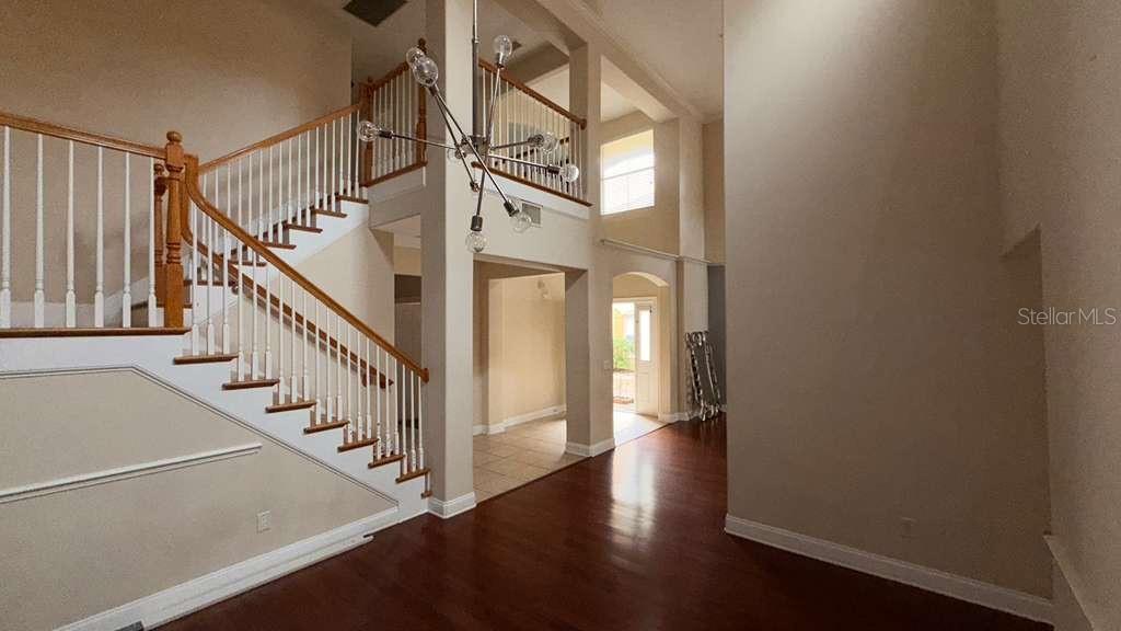 Image 3 of 36 For 7181 Regina Way