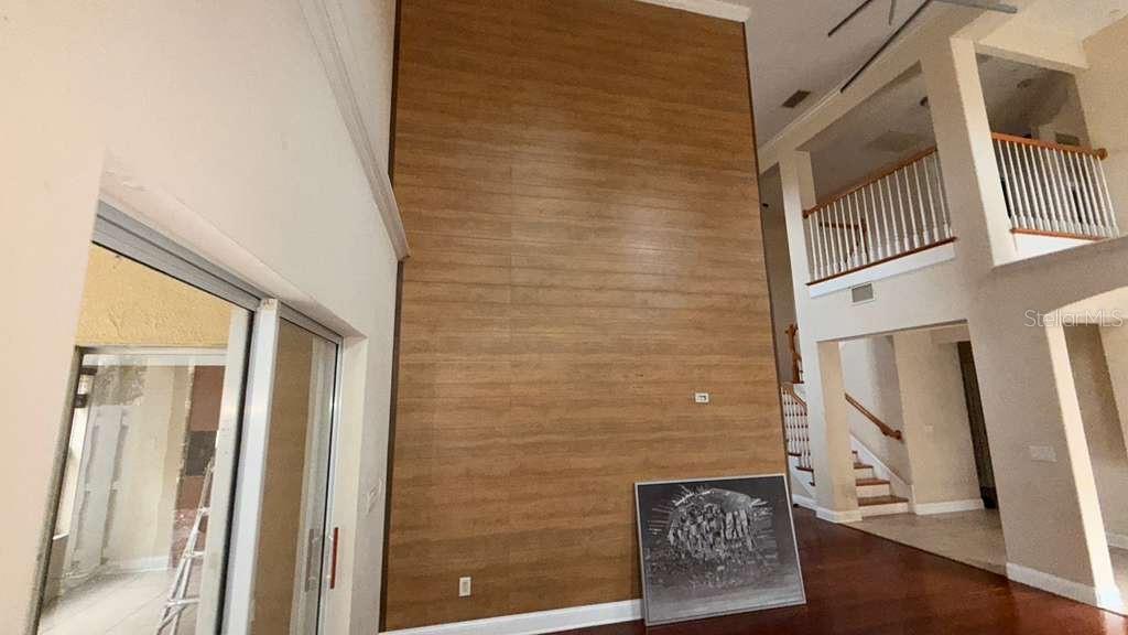 Image 5 of 36 For 7181 Regina Way