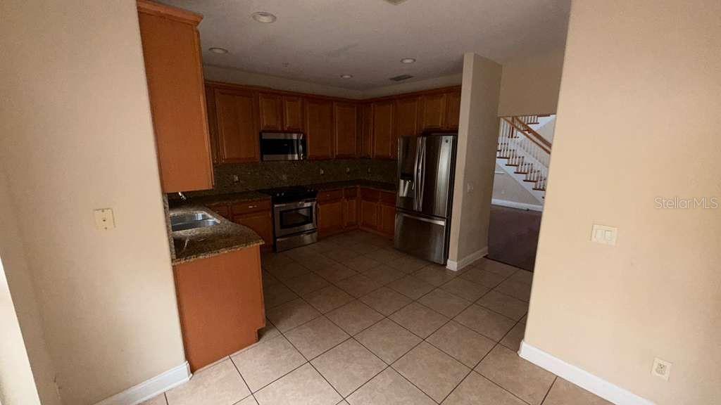 Image 7 of 36 For 7181 Regina Way