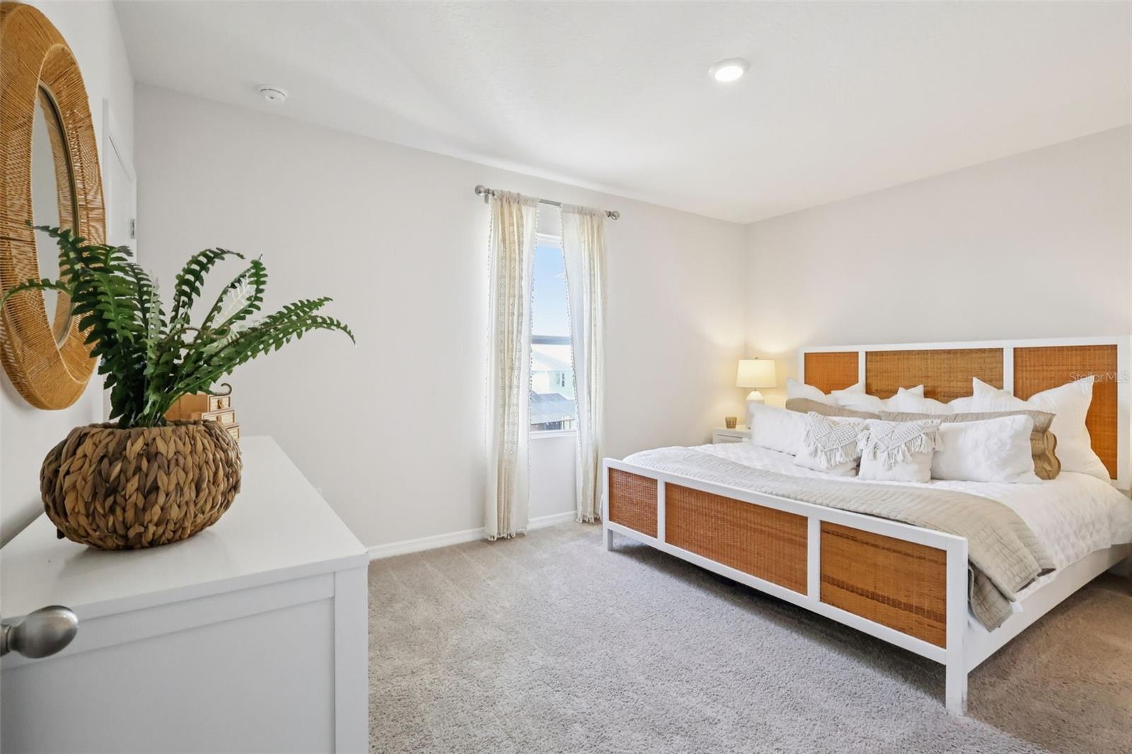 Image 18 of 31 For 2597 Olympic Court