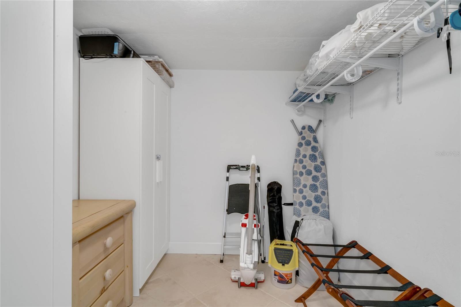 Image 16 of 36 For 6727 Turtlemound Road 418