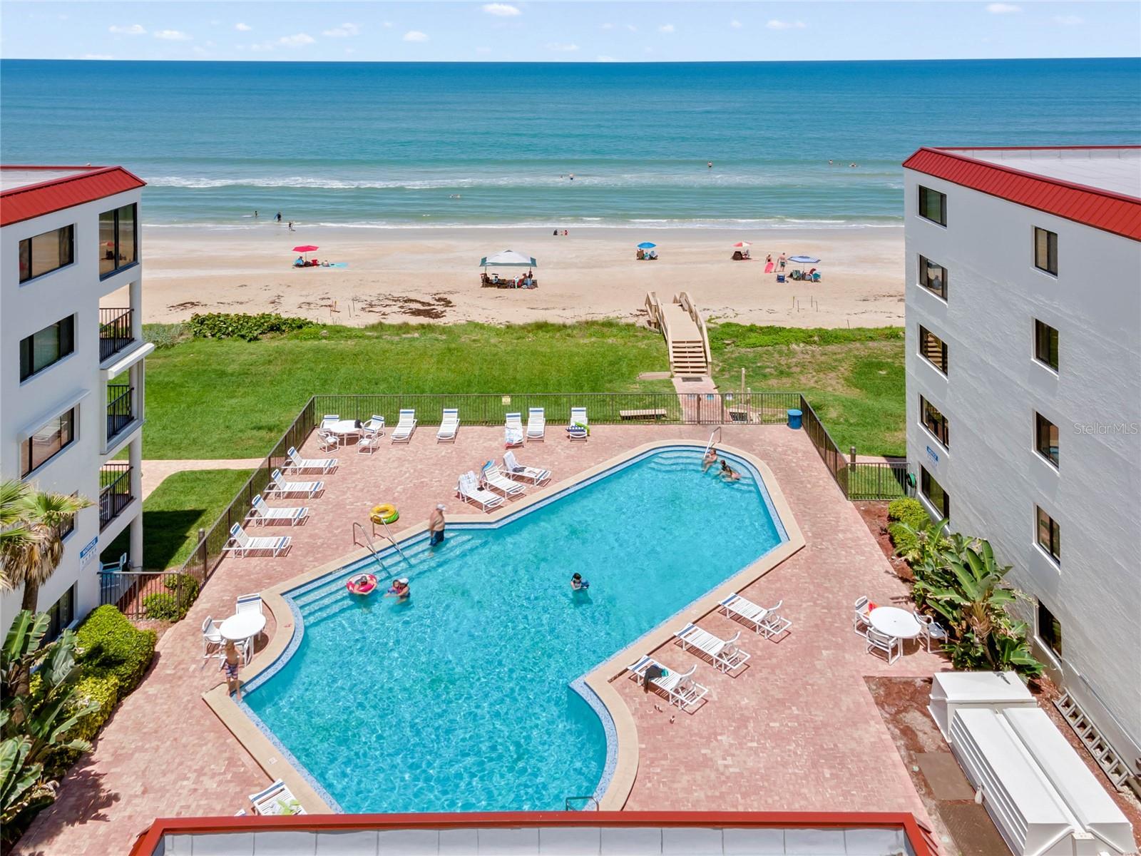 Image 28 of 36 For 6727 Turtlemound Road 418