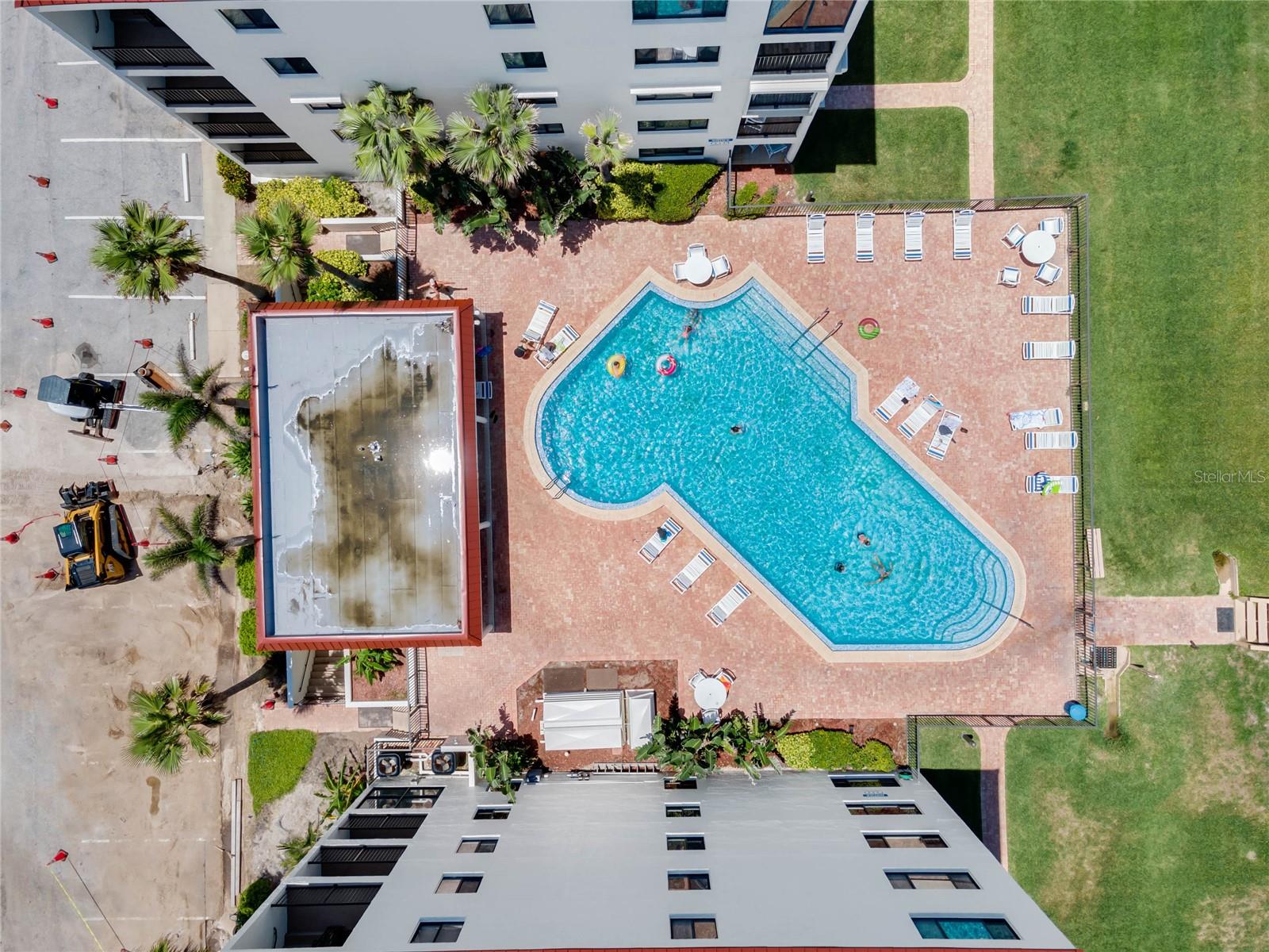 Image 29 of 36 For 6727 Turtlemound Road 418