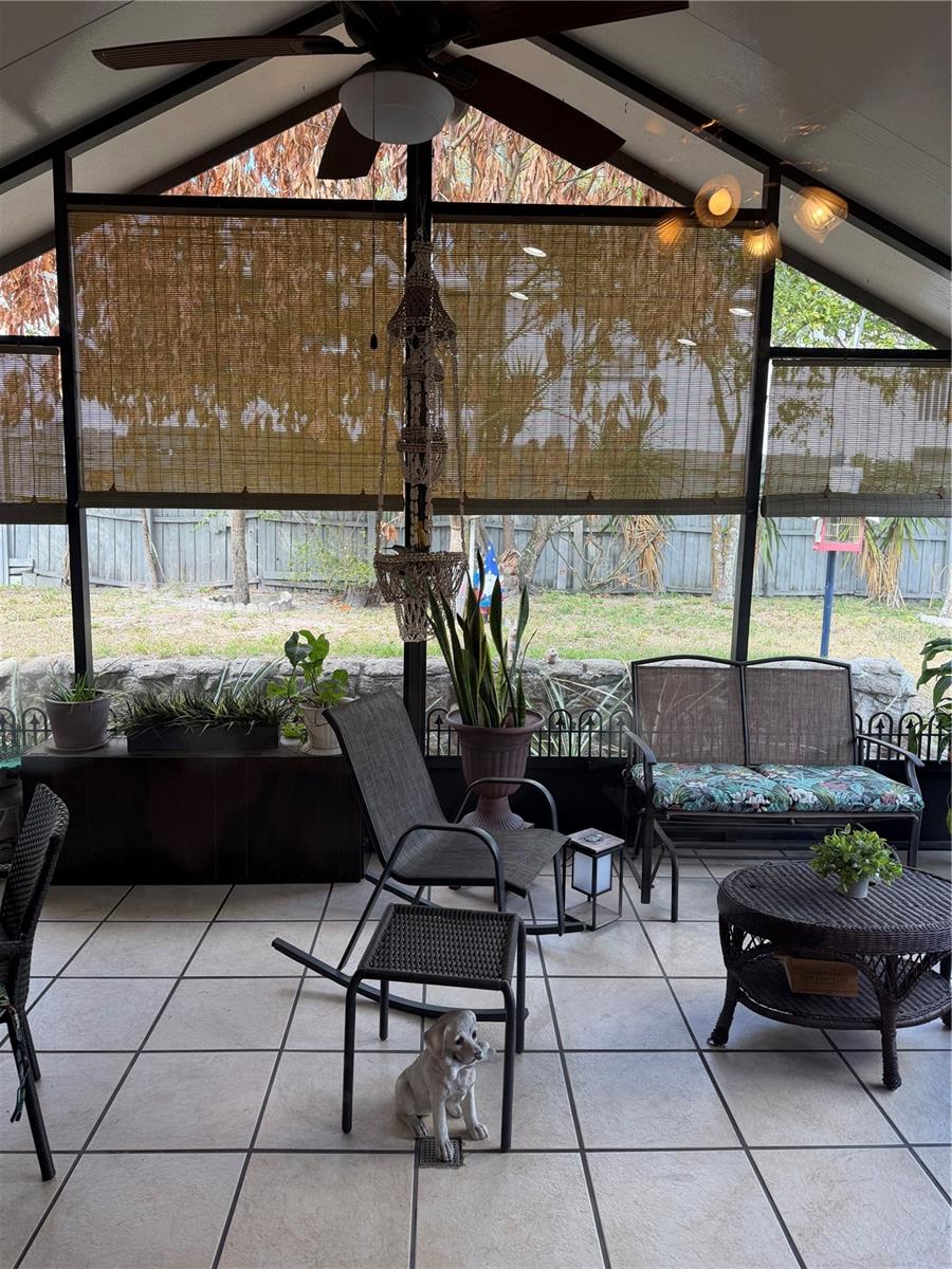 Image 5 of 17 For 5033 Foxcroft Court