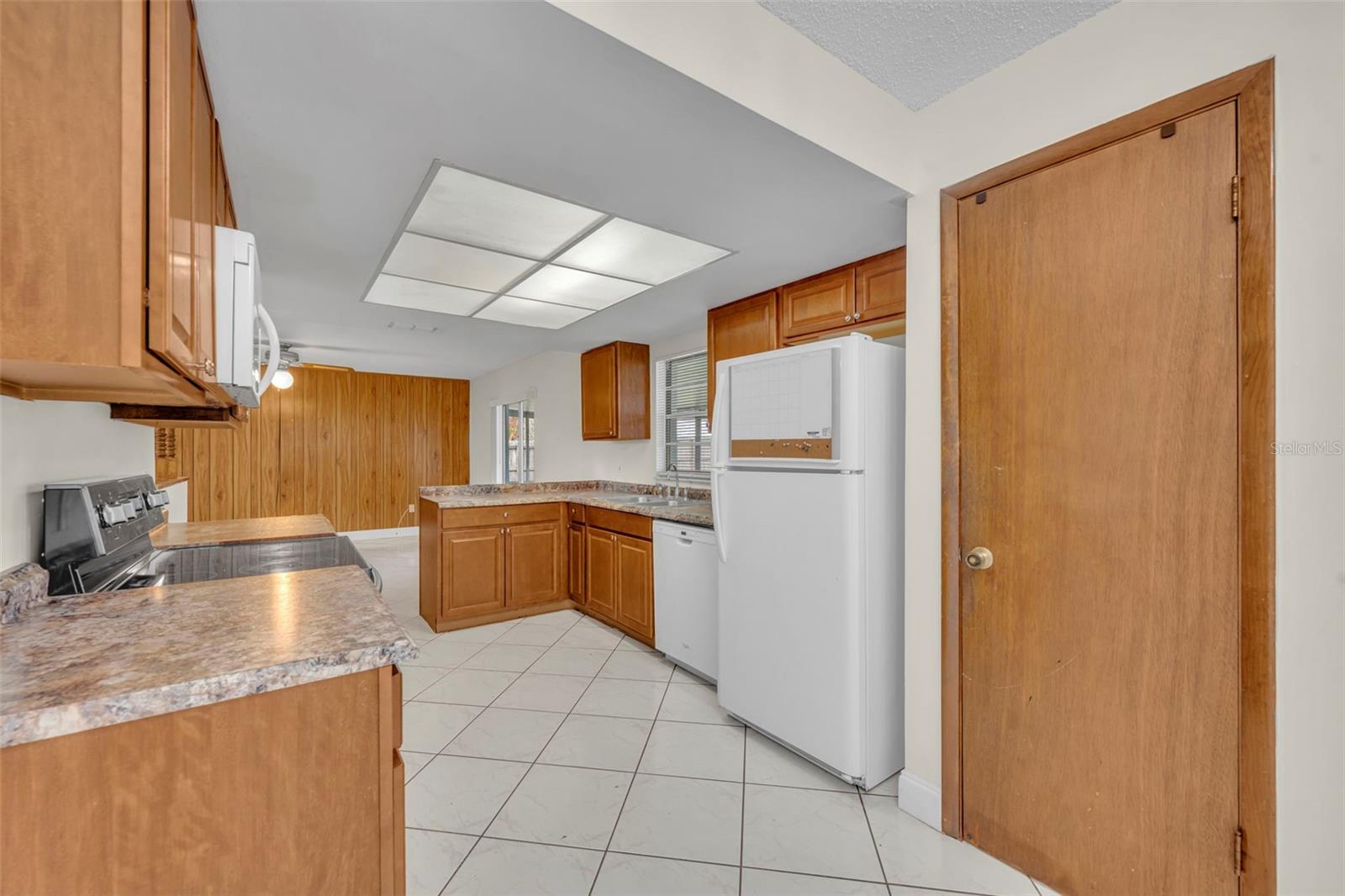 Image 14 of 31 For 23 Cardamon Drive