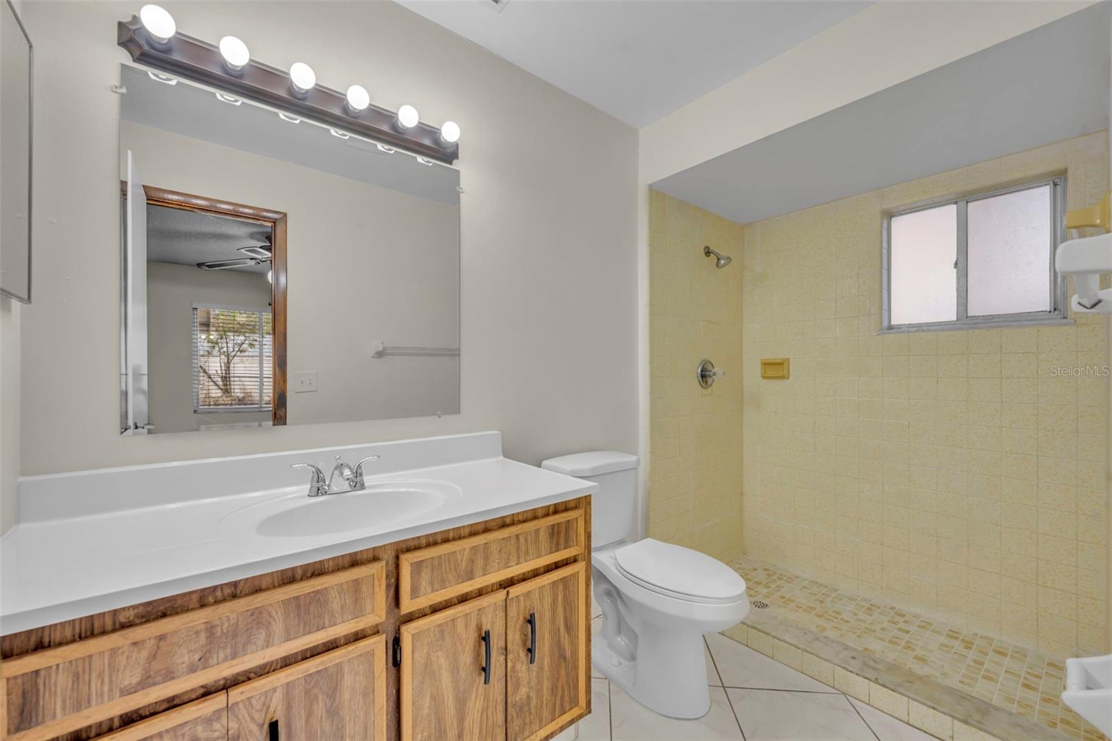 Image 21 of 31 For 23 Cardamon Drive