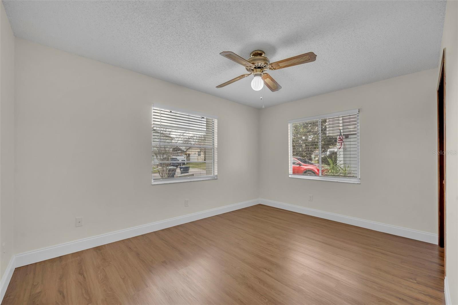 Image 23 of 31 For 23 Cardamon Drive