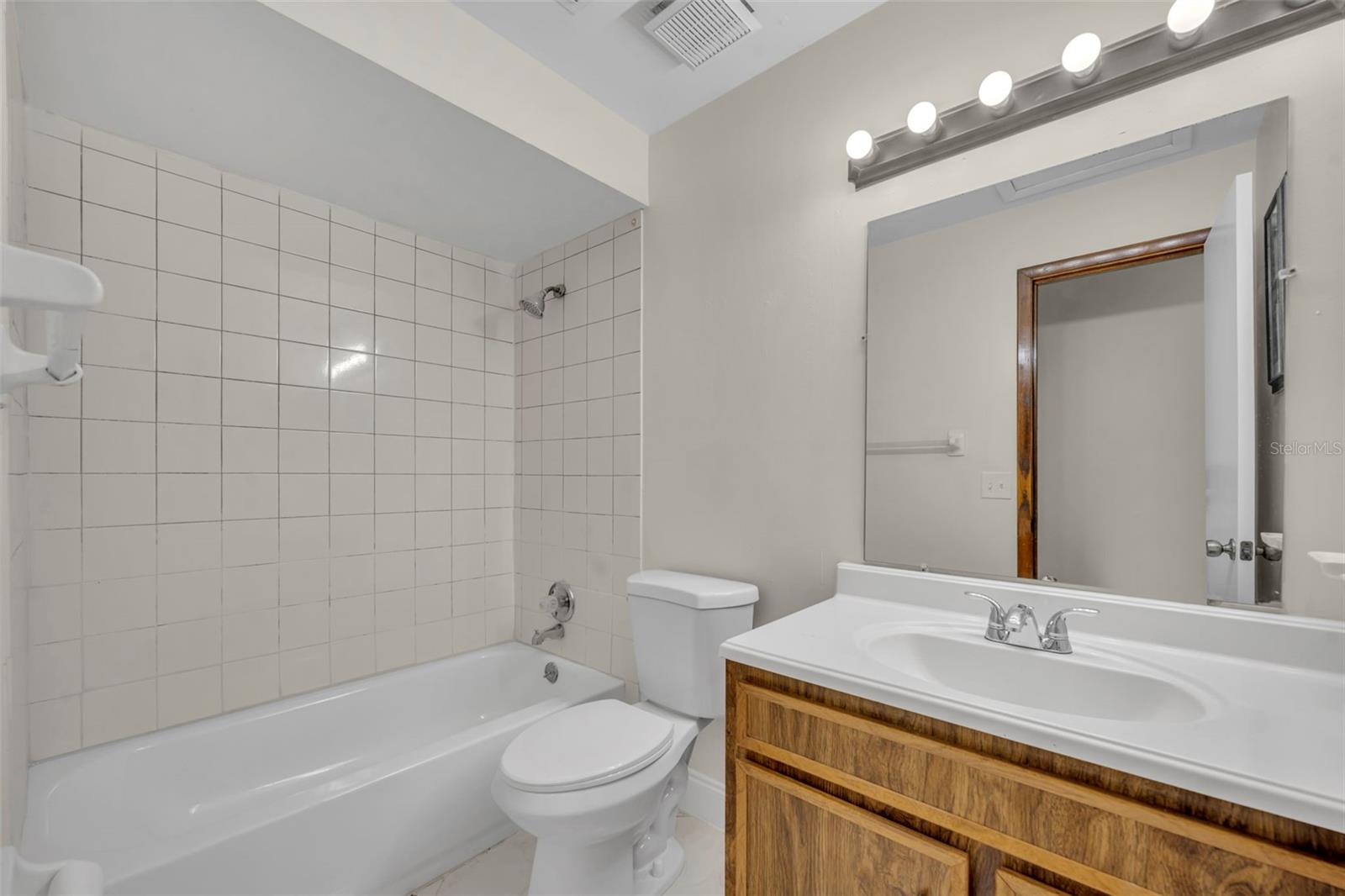 Image 24 of 31 For 23 Cardamon Drive