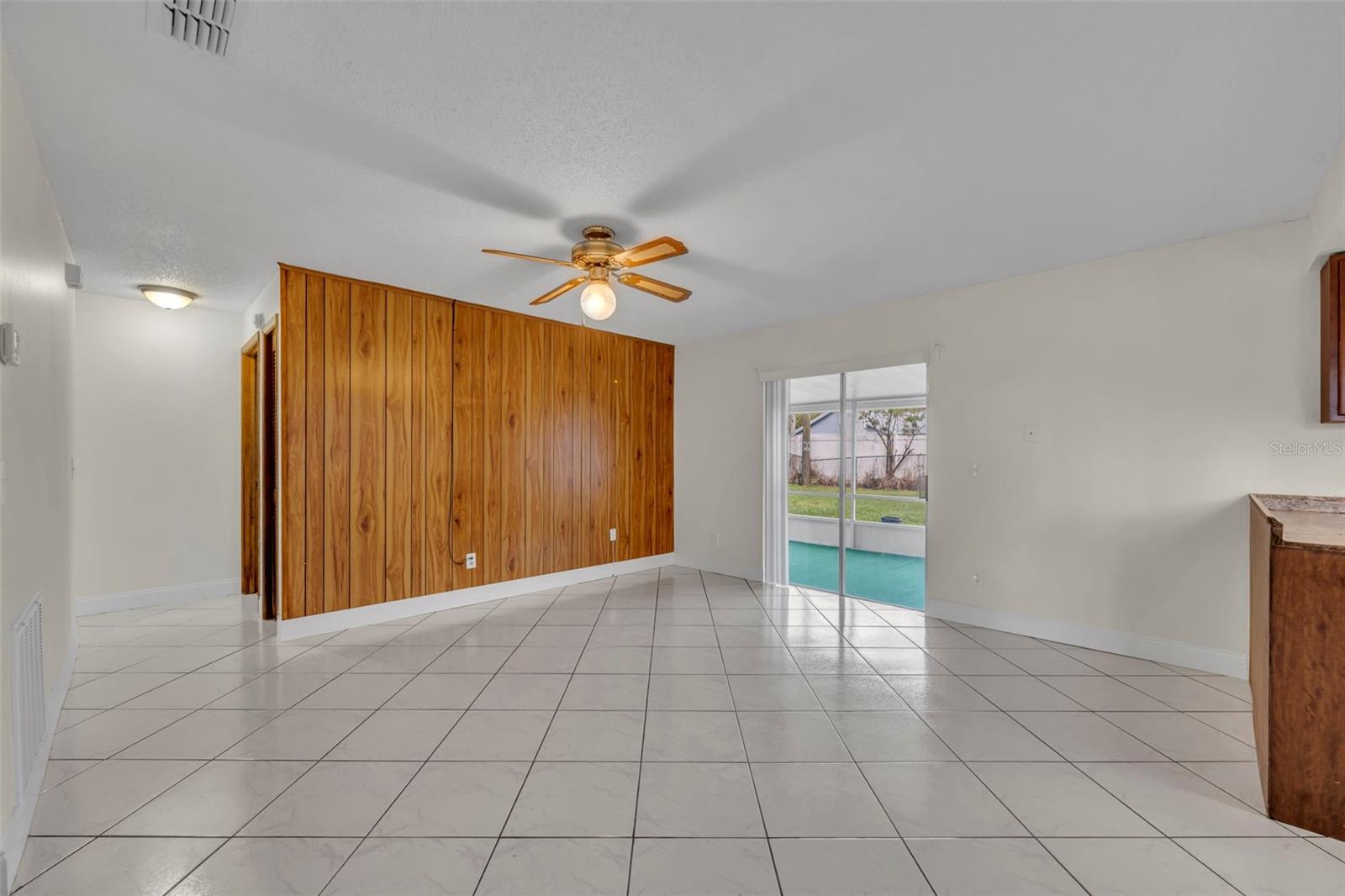 Image 7 of 31 For 23 Cardamon Drive