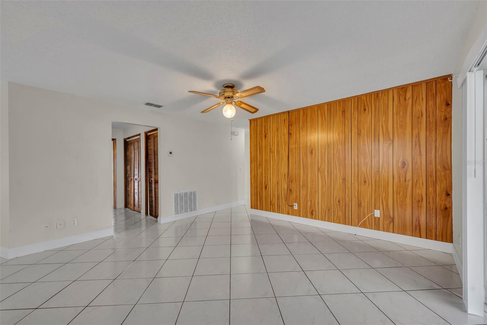 Image 8 of 31 For 23 Cardamon Drive