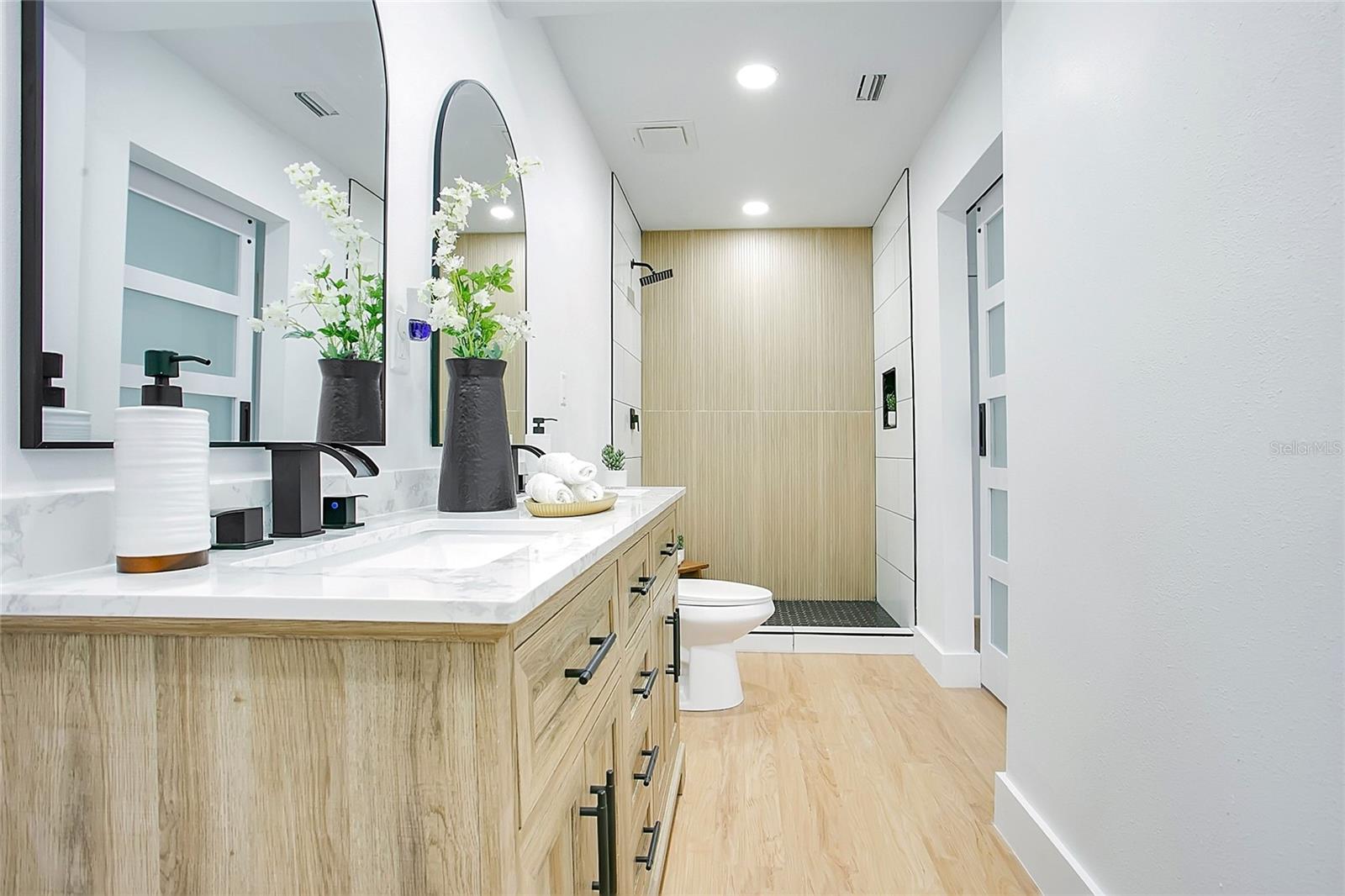 Image 13 of 22 For 2020 Cocos Court