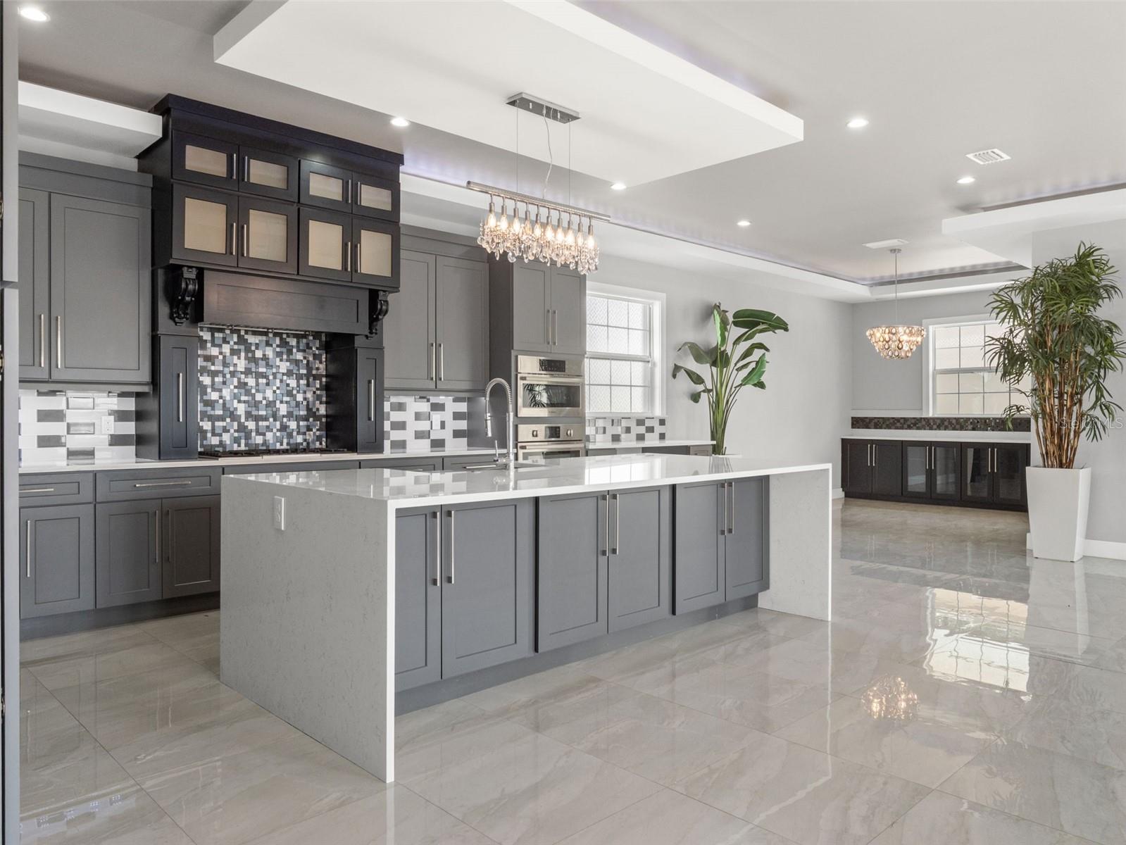 Image 11 of 41 For 555 Peachtree Road