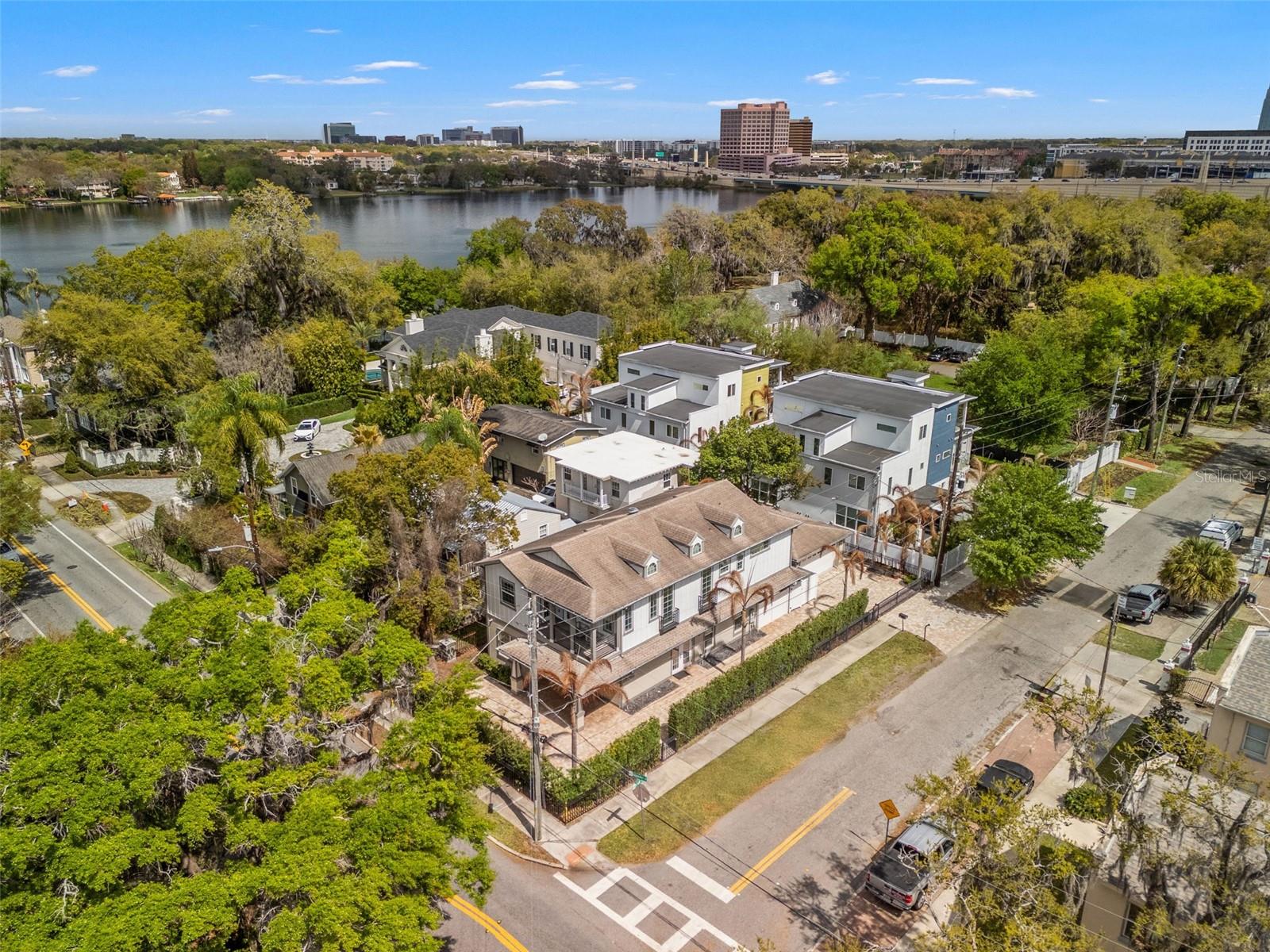 Image 3 of 41 For 555 Peachtree Road