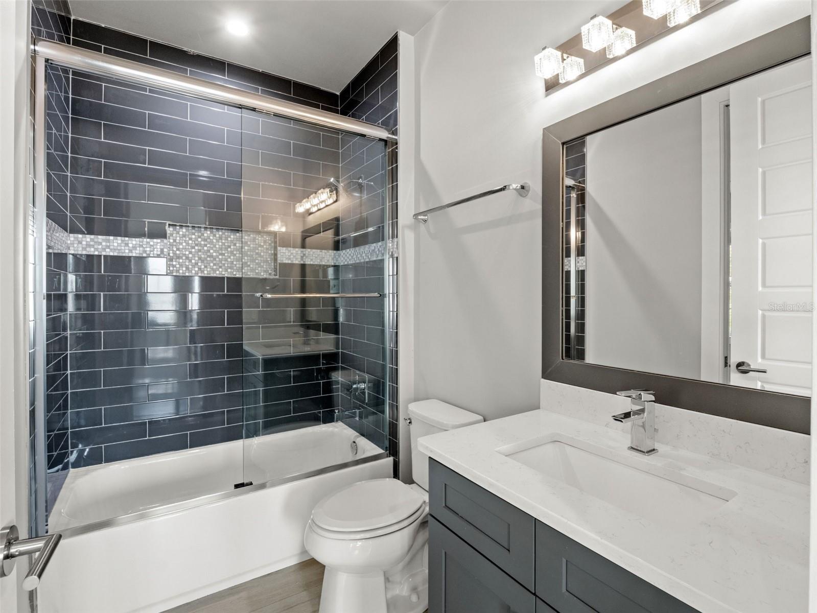 Image 34 of 41 For 555 Peachtree Road