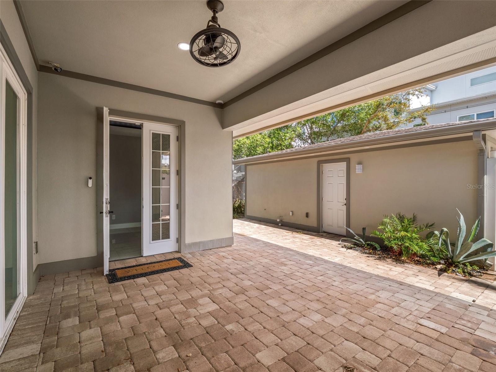 Image 39 of 41 For 555 Peachtree Road