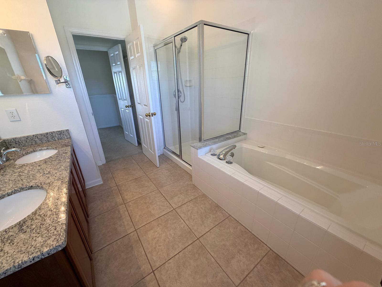 Image 13 of 15 For 8911 Silk Bay Place