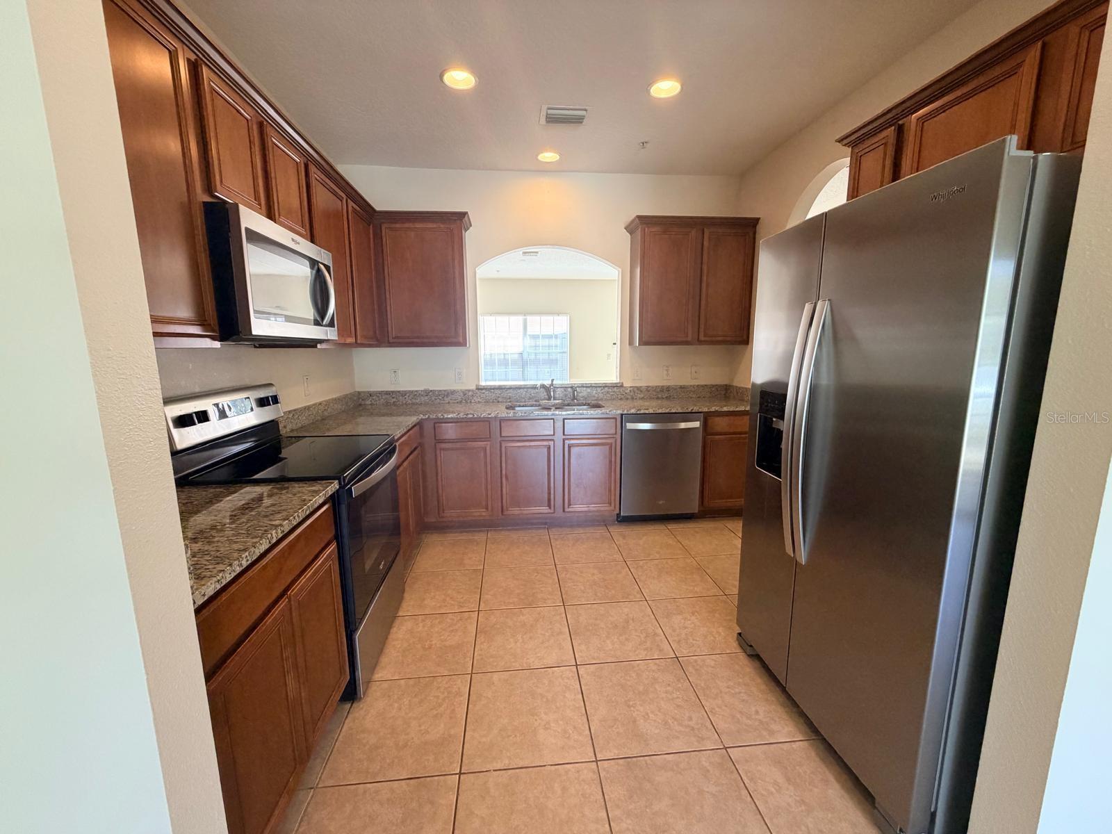 Image 4 of 15 For 8911 Silk Bay Place