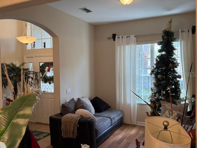 Image 4 of 7 For 458 Woodford Drive