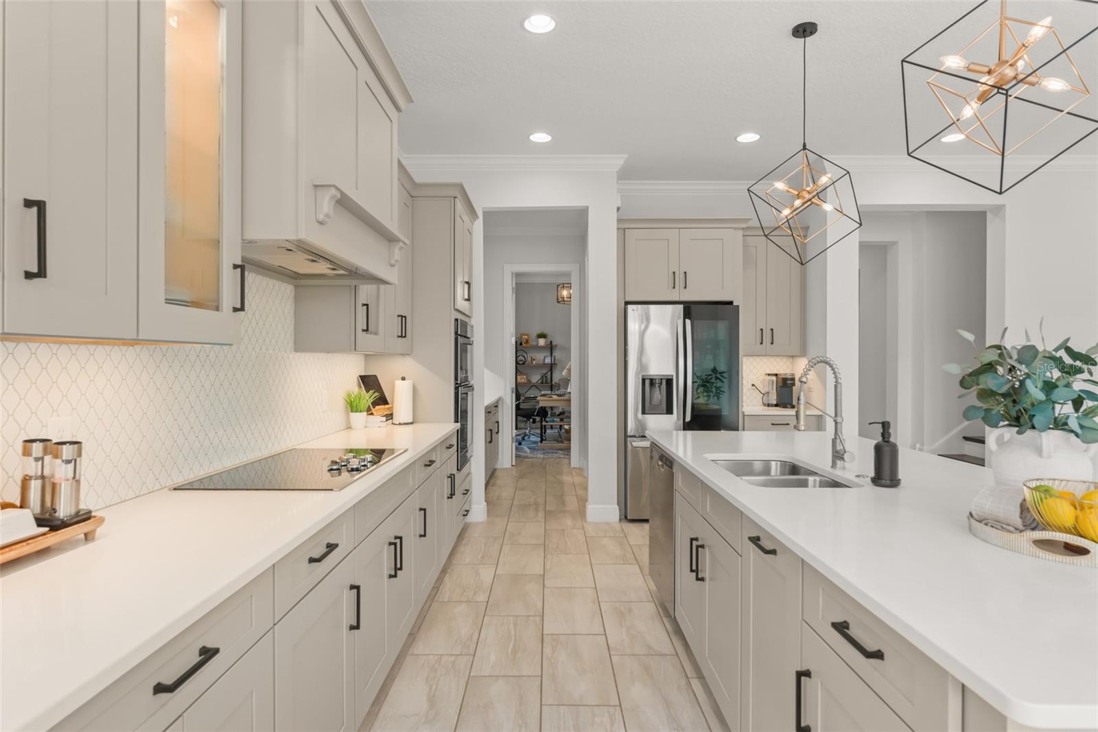 Image 14 of 68 For 10636 Gawsworth Point