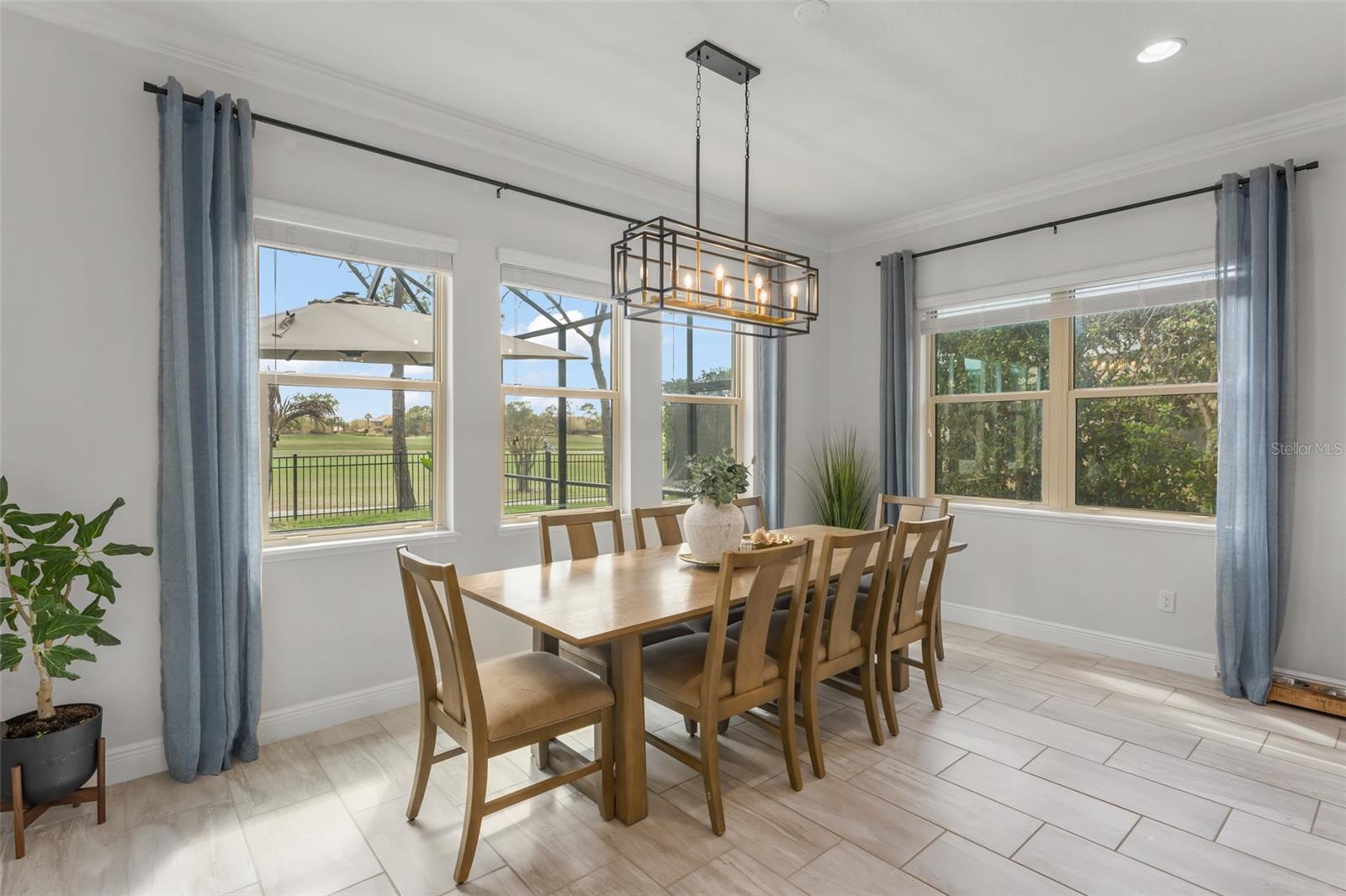 Image 20 of 68 For 10636 Gawsworth Point