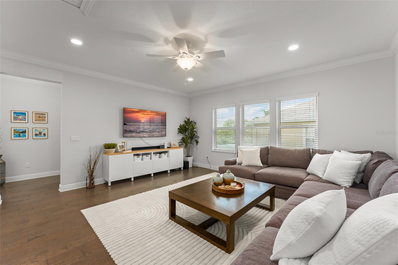 Image 26 of 68 For 10636 Gawsworth Point