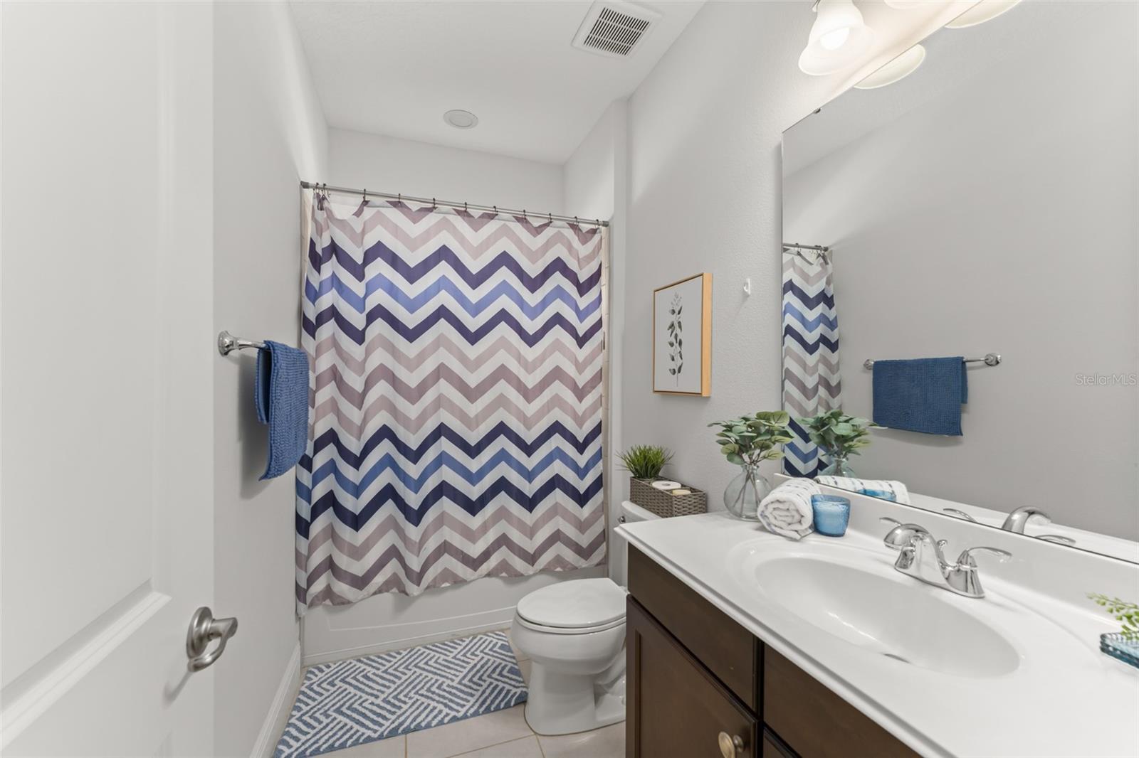 Image 38 of 68 For 10636 Gawsworth Point