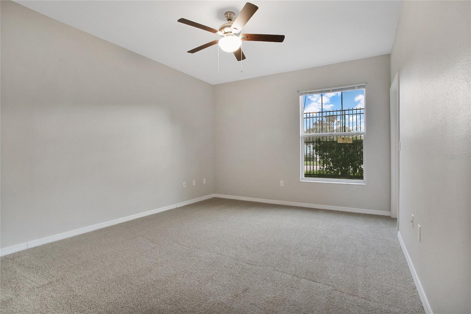 Image 10 of 15 For 5554 Metrowest Boulevard 112