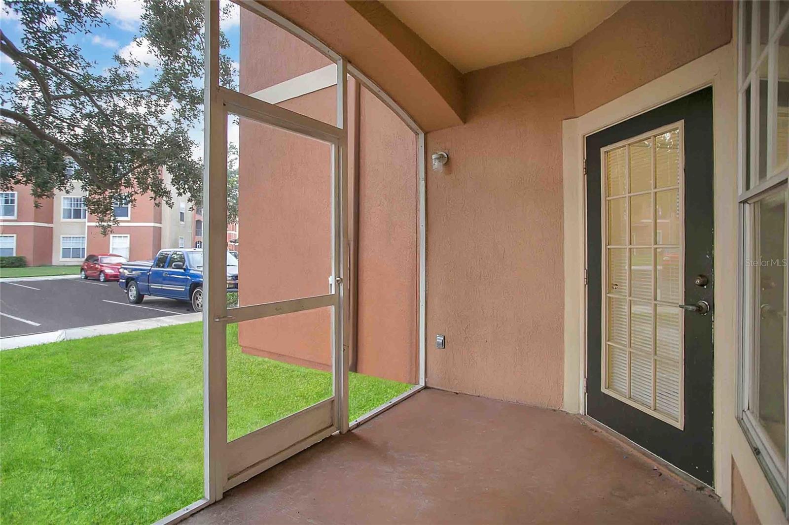 Image 12 of 15 For 5554 Metrowest Boulevard 112