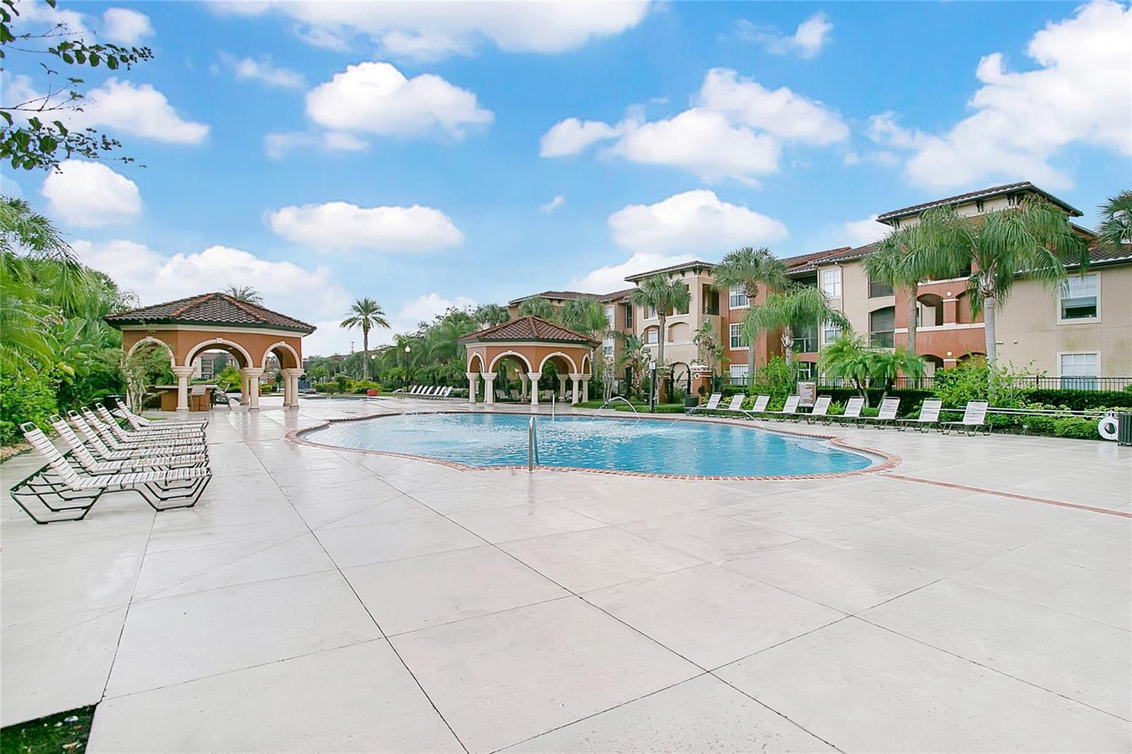 Image 13 of 15 For 5554 Metrowest Boulevard 112