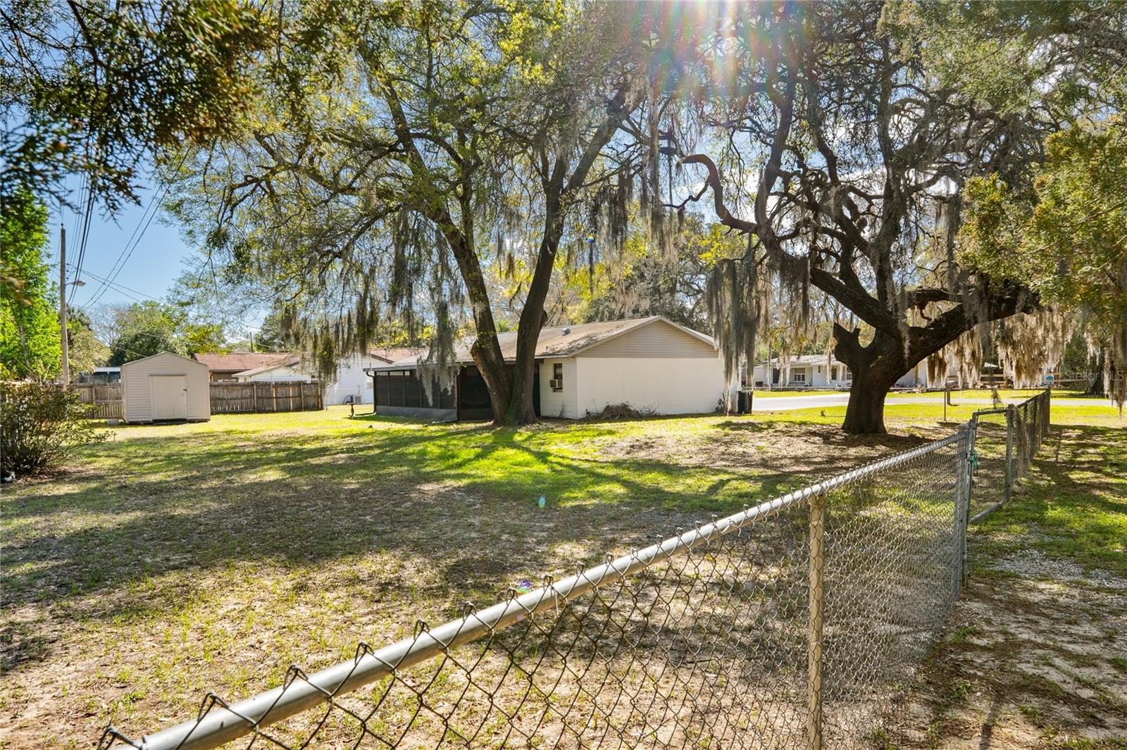 Image 28 of 30 For 2906 Adams Street W