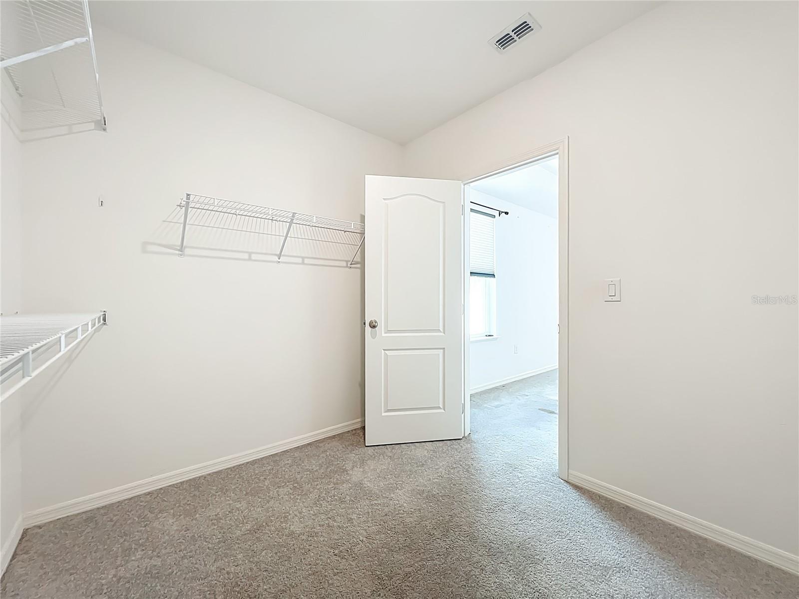 Image 36 of 62 For 341 Lake Doe Boulevard