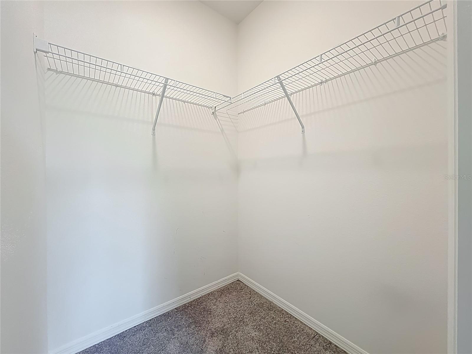 Image 40 of 62 For 341 Lake Doe Boulevard