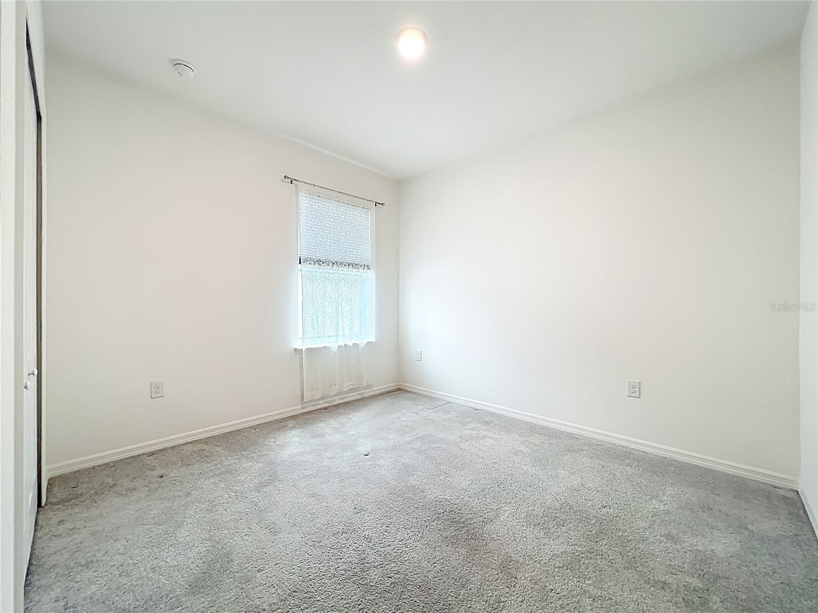 Image 41 of 62 For 341 Lake Doe Boulevard