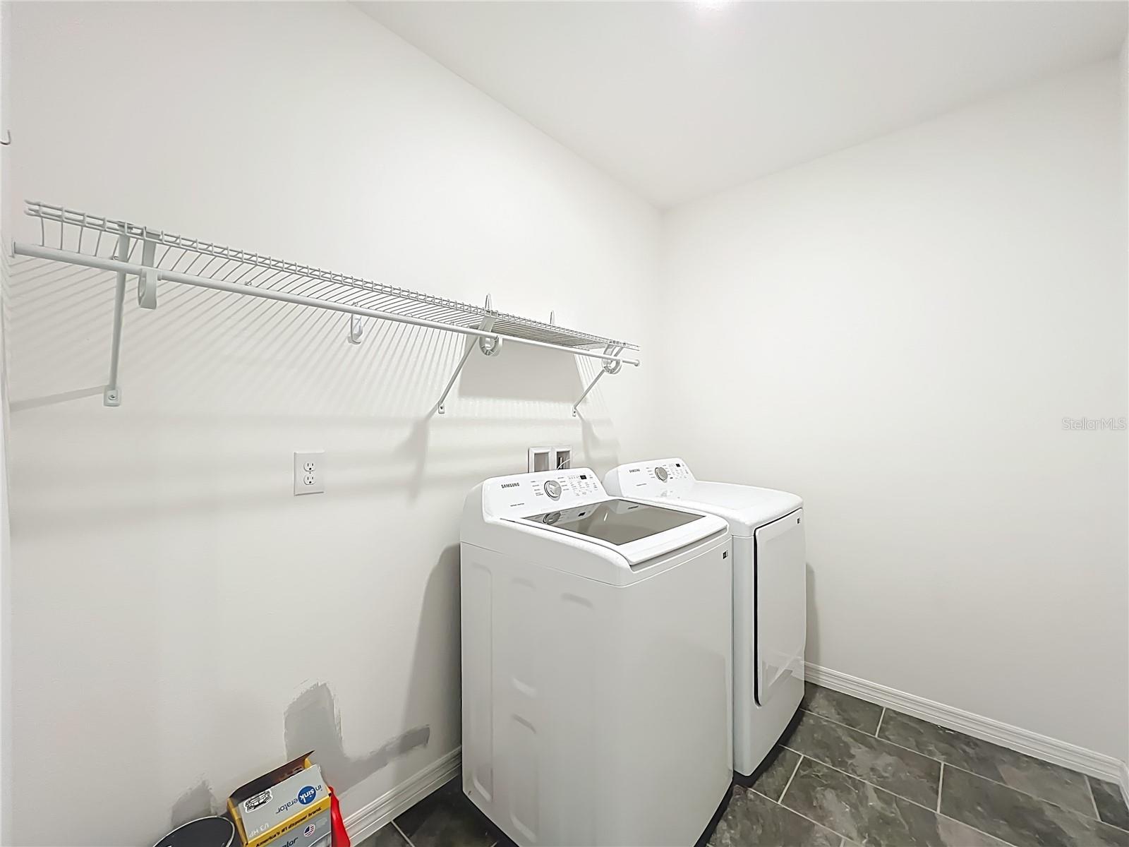 Image 47 of 62 For 341 Lake Doe Boulevard