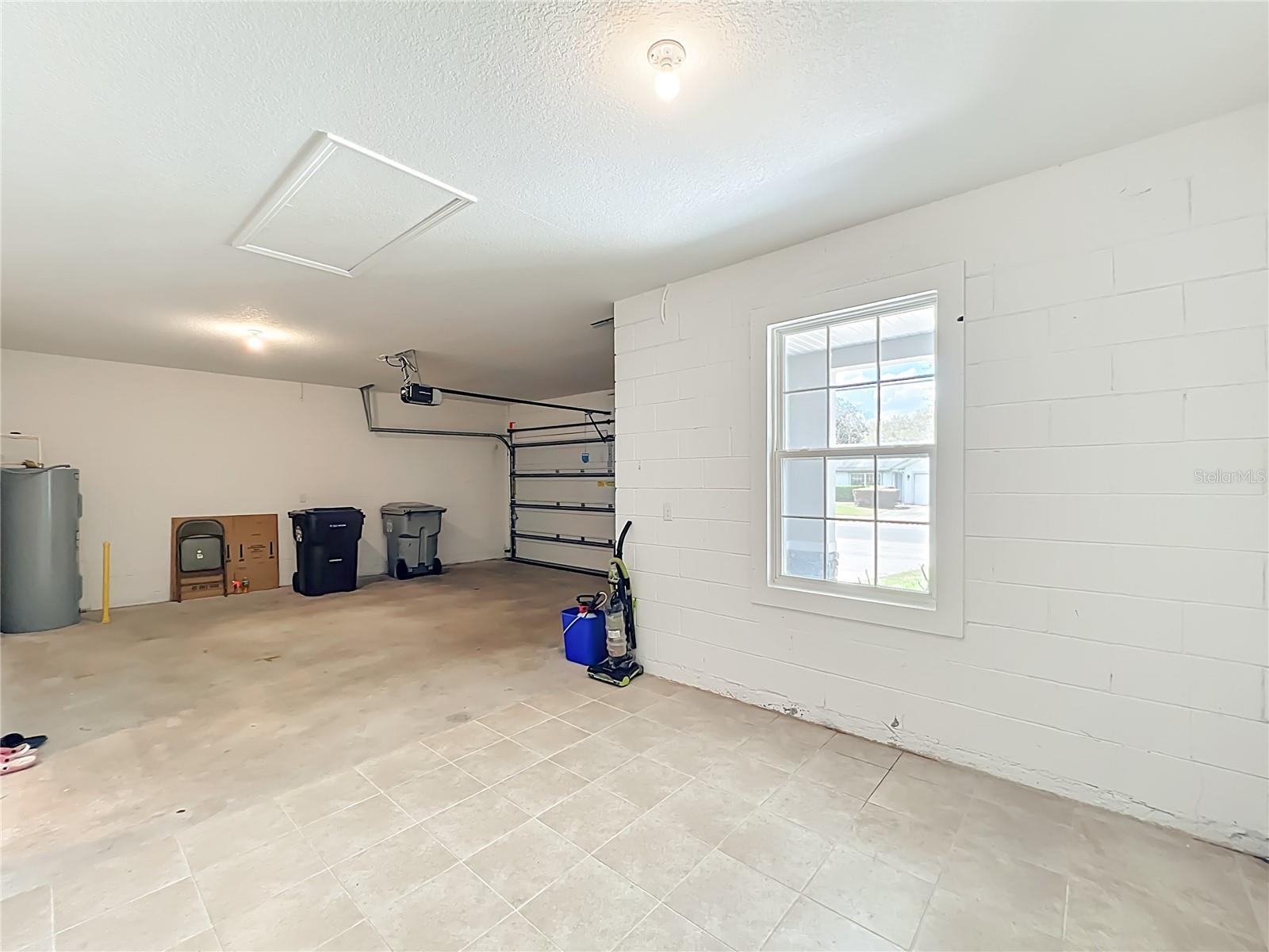 Image 48 of 62 For 341 Lake Doe Boulevard