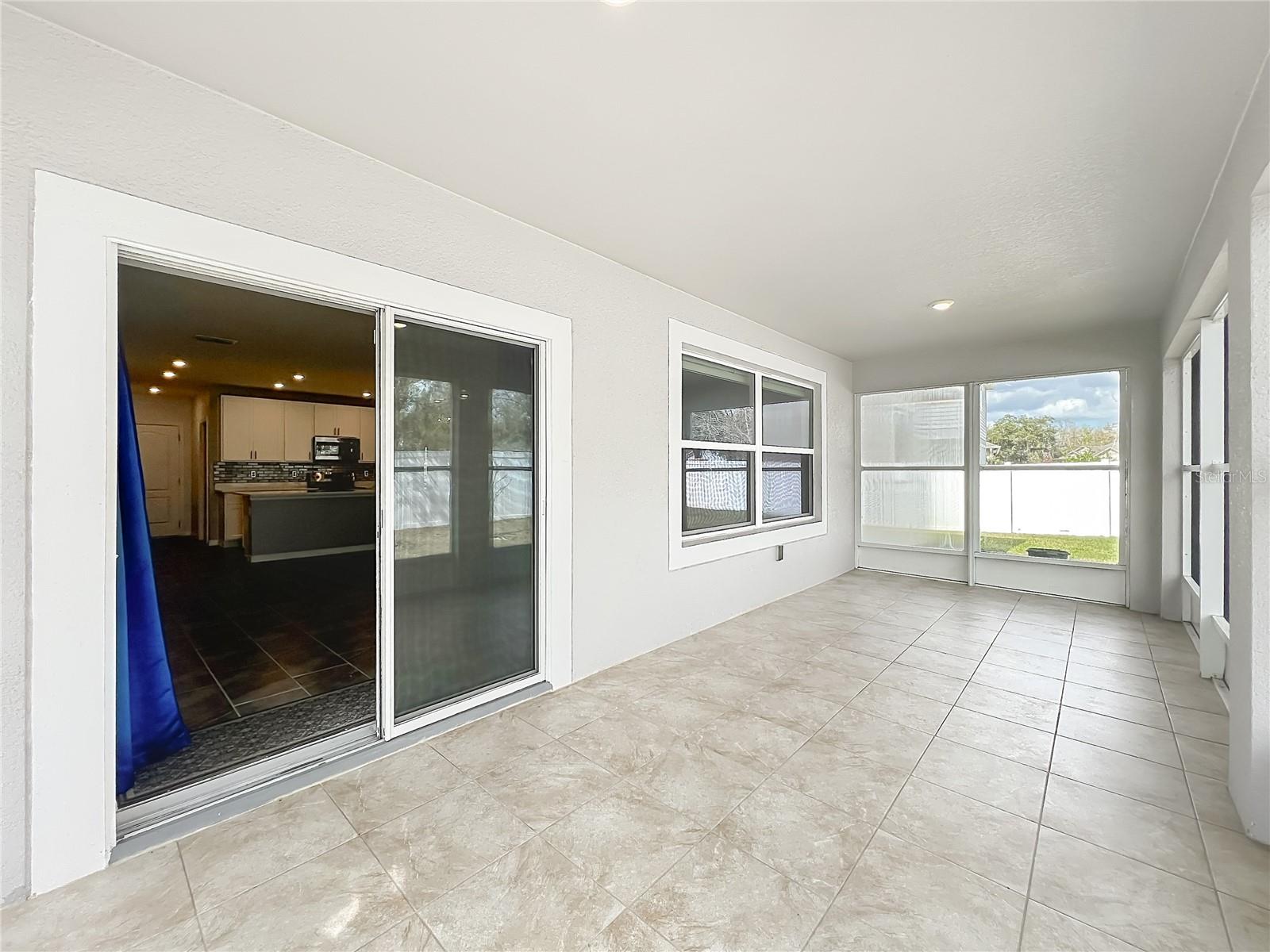 Image 53 of 62 For 341 Lake Doe Boulevard