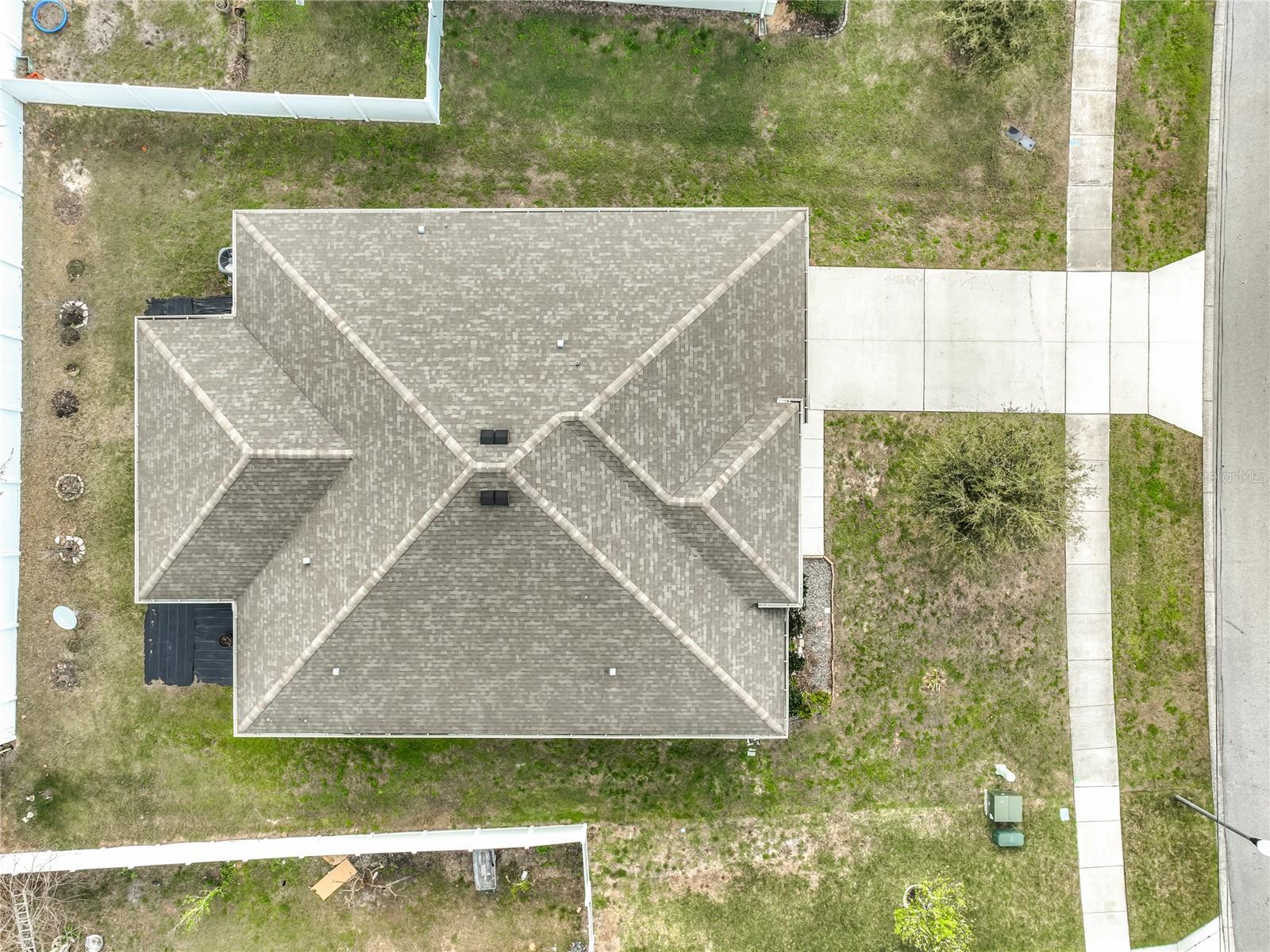 Image 59 of 62 For 341 Lake Doe Boulevard