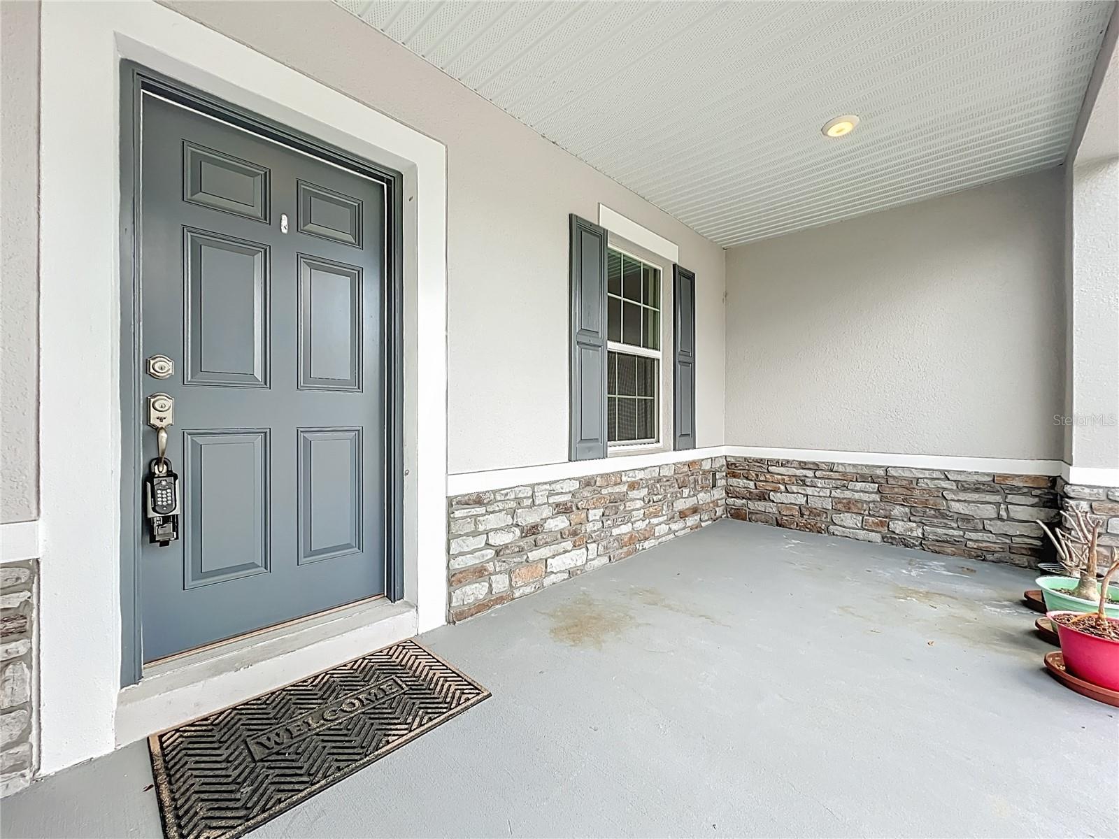 Image 9 of 62 For 341 Lake Doe Boulevard