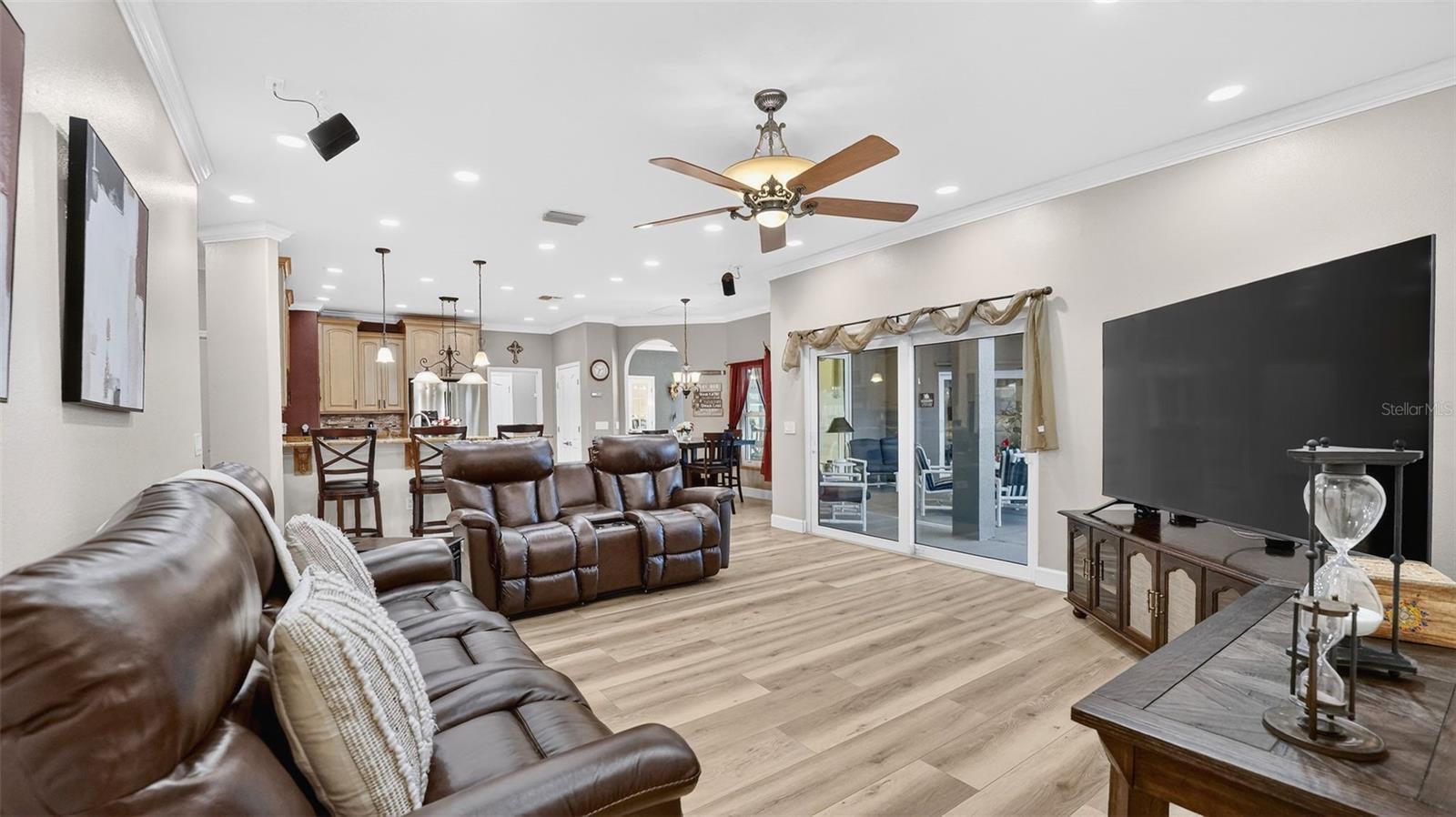 Image 13 of 57 For 402 Stonehenge Circle