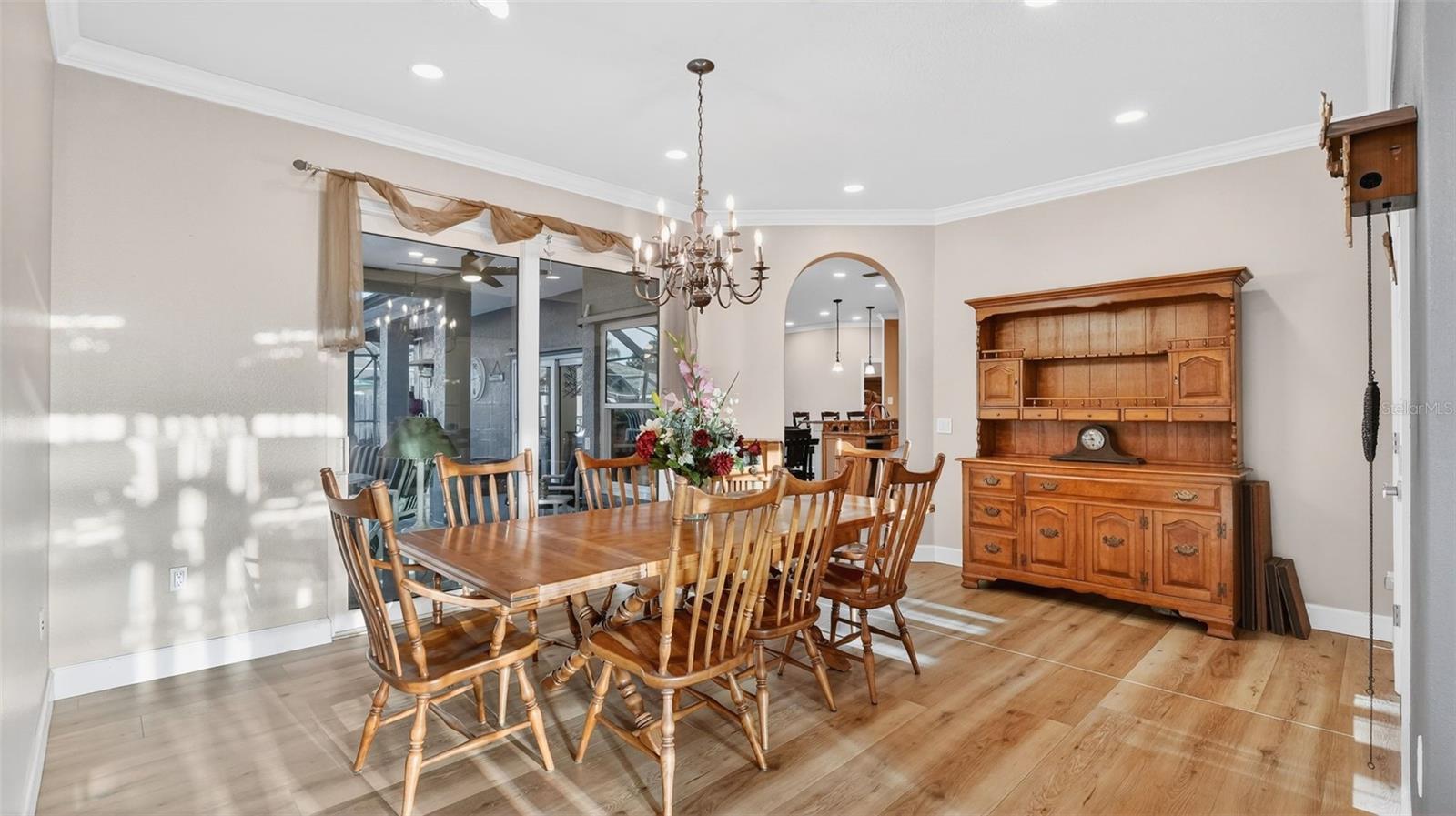 Image 7 of 57 For 402 Stonehenge Circle