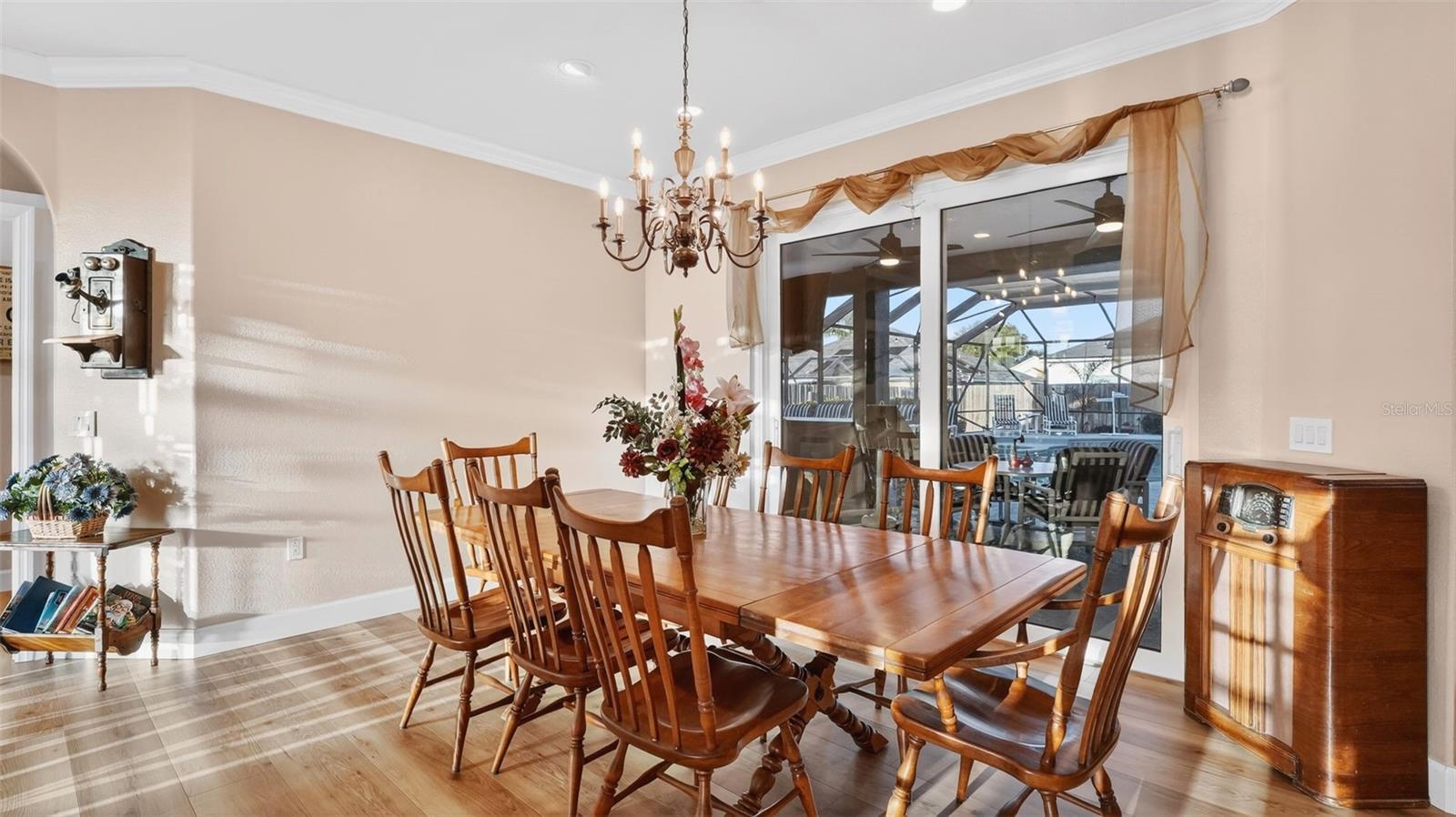 Image 8 of 57 For 402 Stonehenge Circle