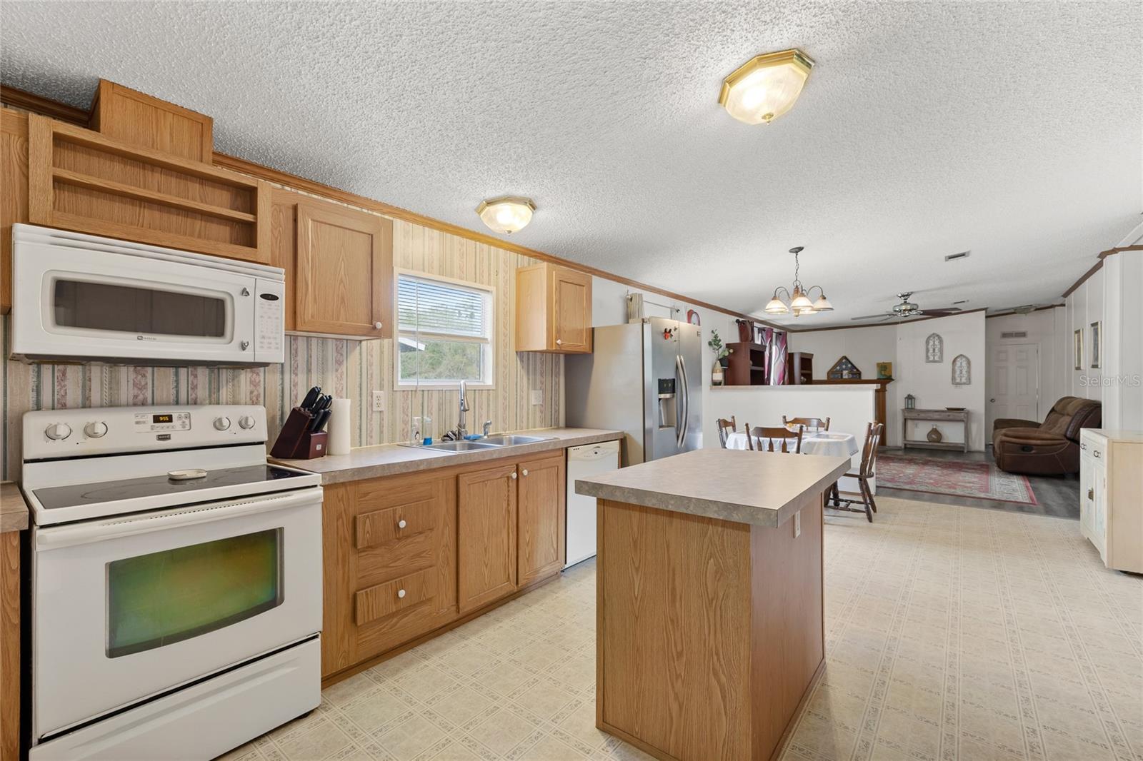 Image 10 of 43 For 2982 6th Street