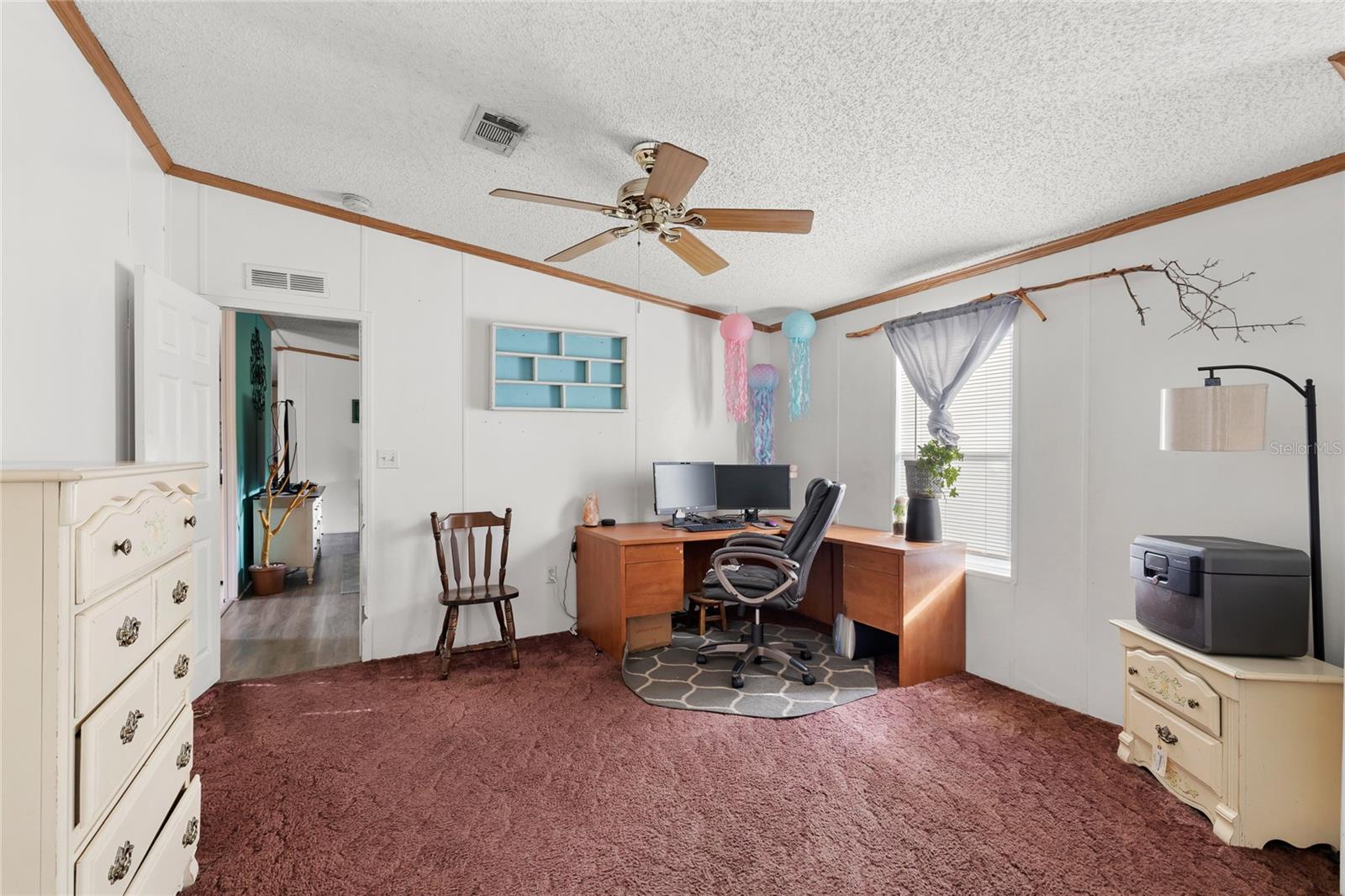 Image 17 of 43 For 2982 6th Street