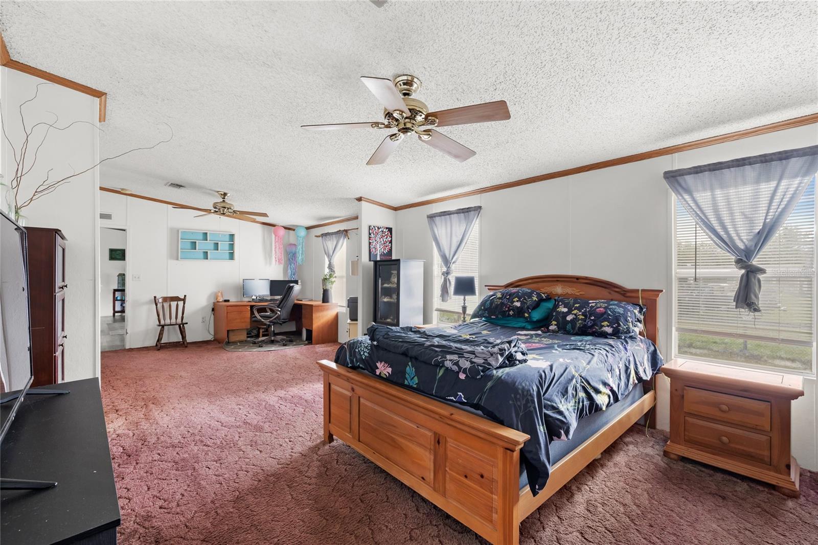 Image 18 of 43 For 2982 6th Street