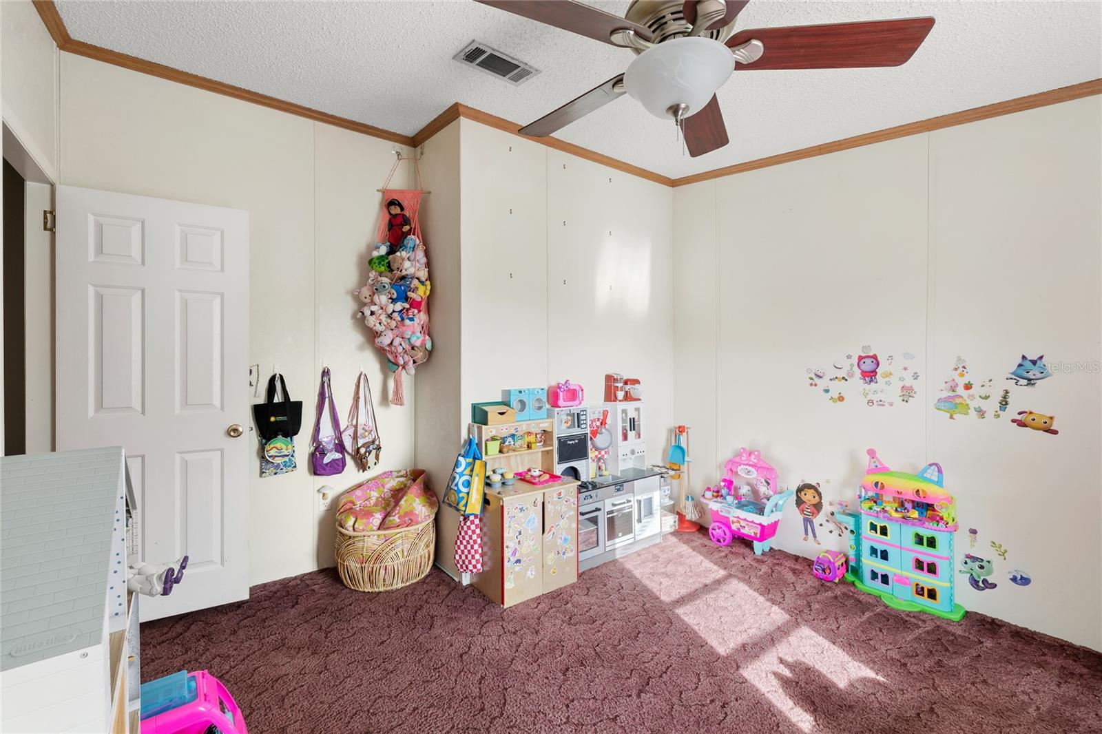 Image 24 of 43 For 2982 6th Street