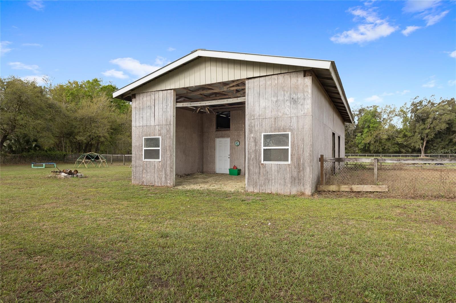 Image 28 of 43 For 2982 6th Street