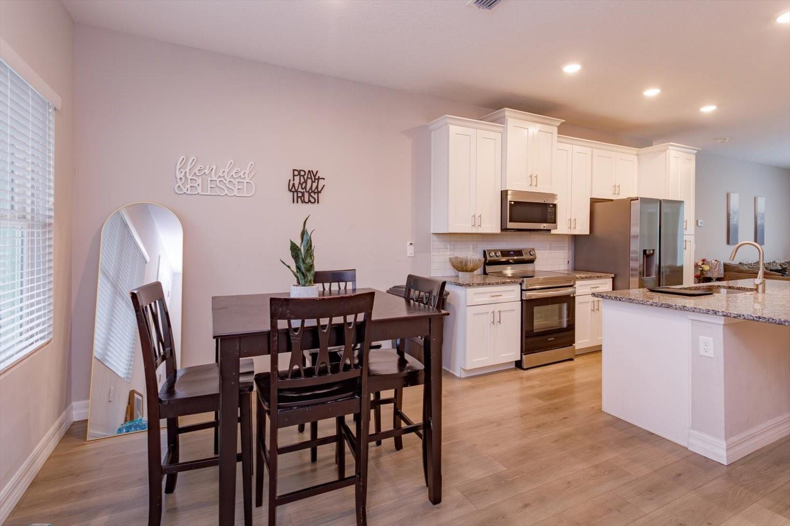 Image 2 of 28 For 884 Klondike Street