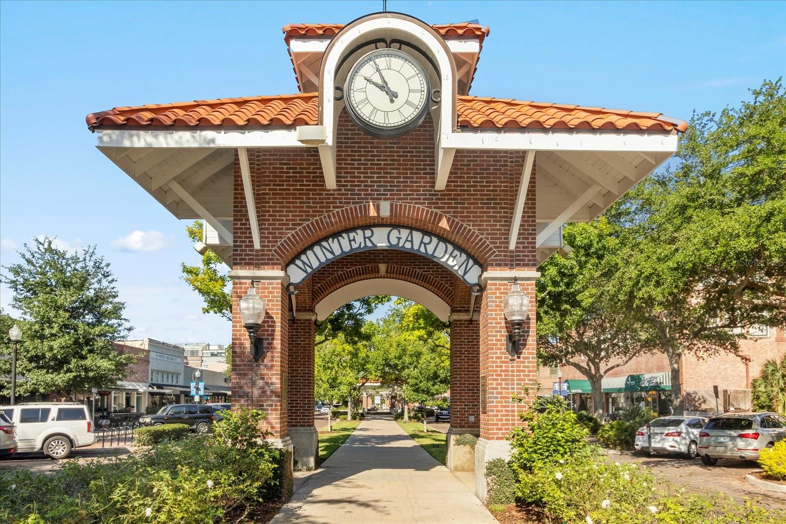 Image 23 of 28 For 884 Klondike Street