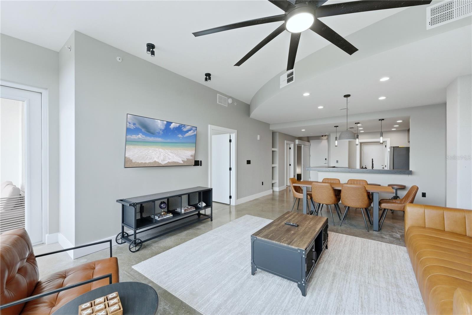 Image 8 of 49 For 525 Jackson Street 503