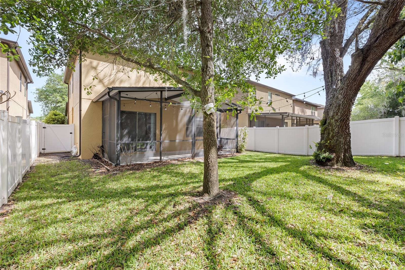 Image 26 of 34 For 457 Capron Ash Loop